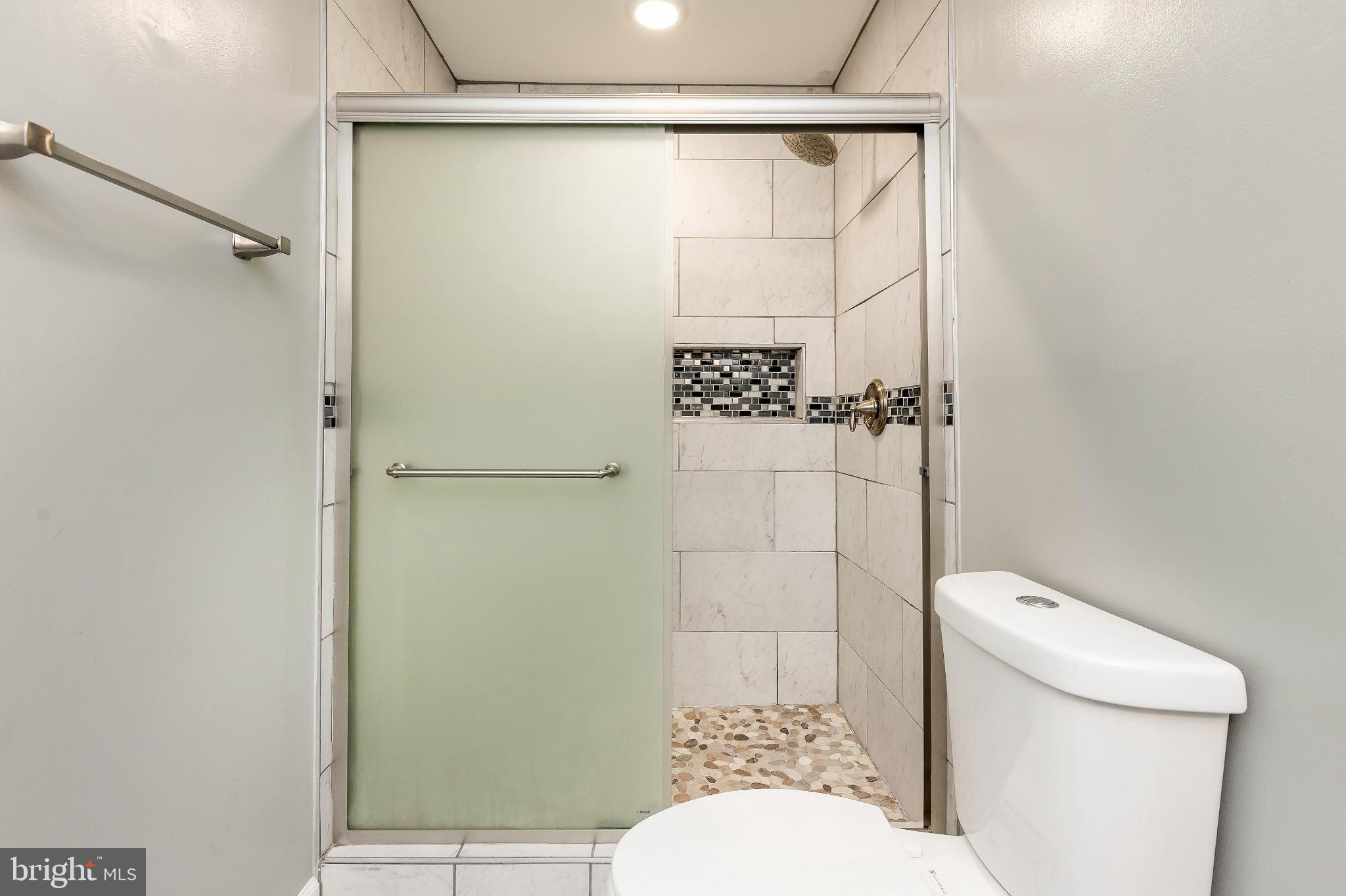 TOWN CENTER - Residential Lease