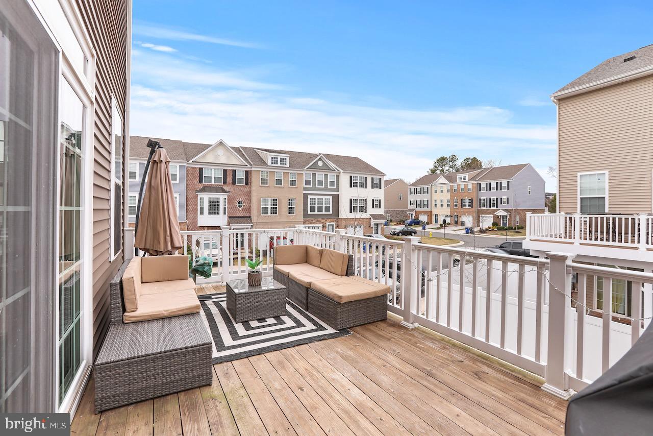 BRADLEY SQUARE - Residential