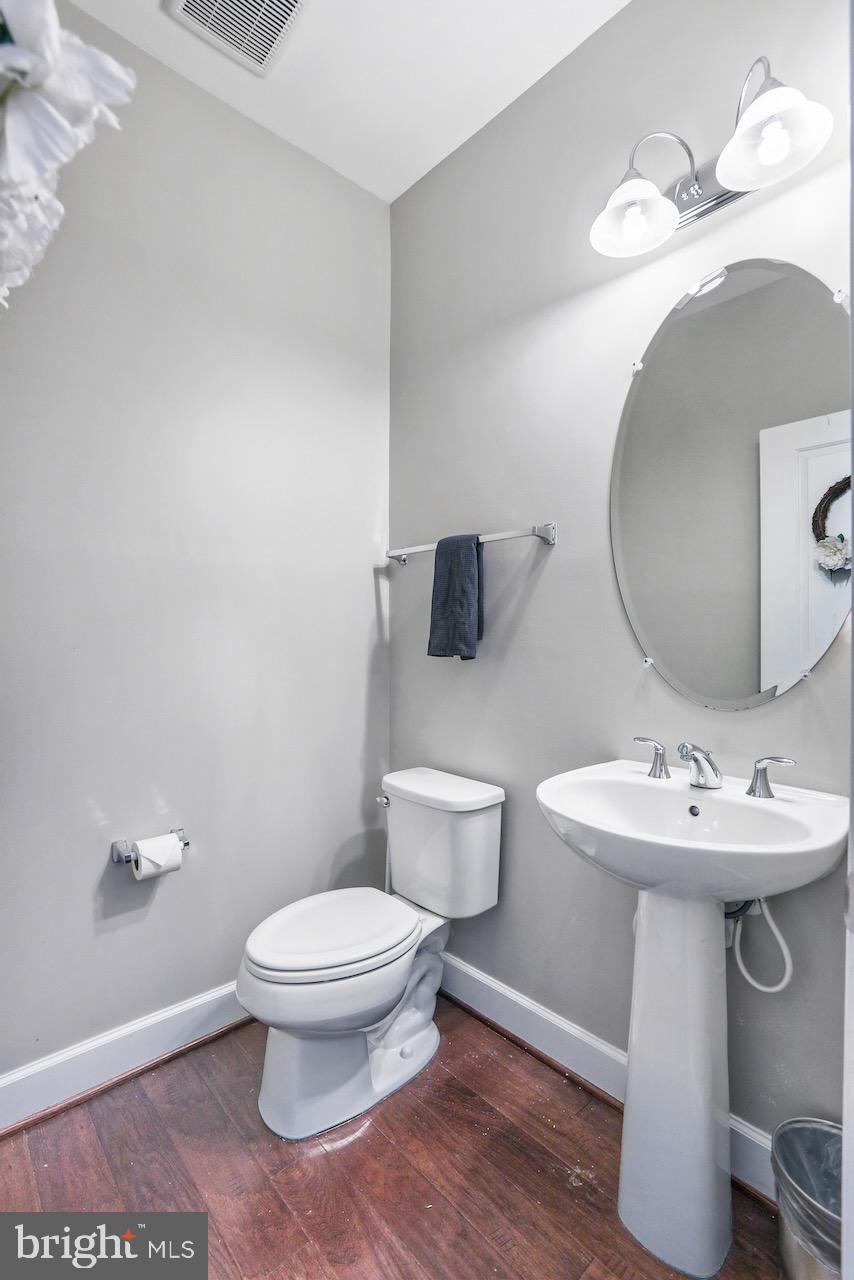 BRADLEY SQUARE - Residential