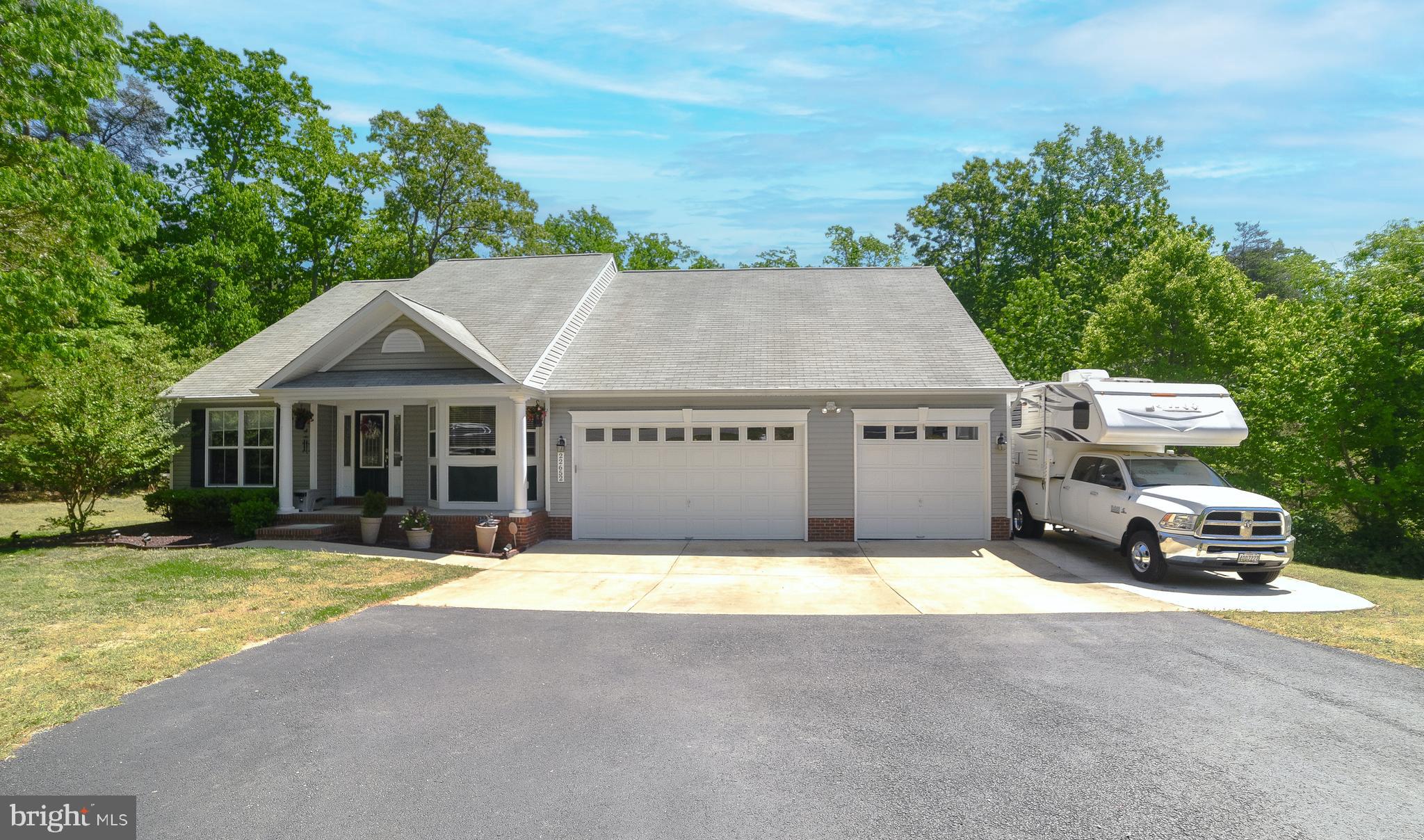 THE WOODS OF RUE PURCHASE - Residential