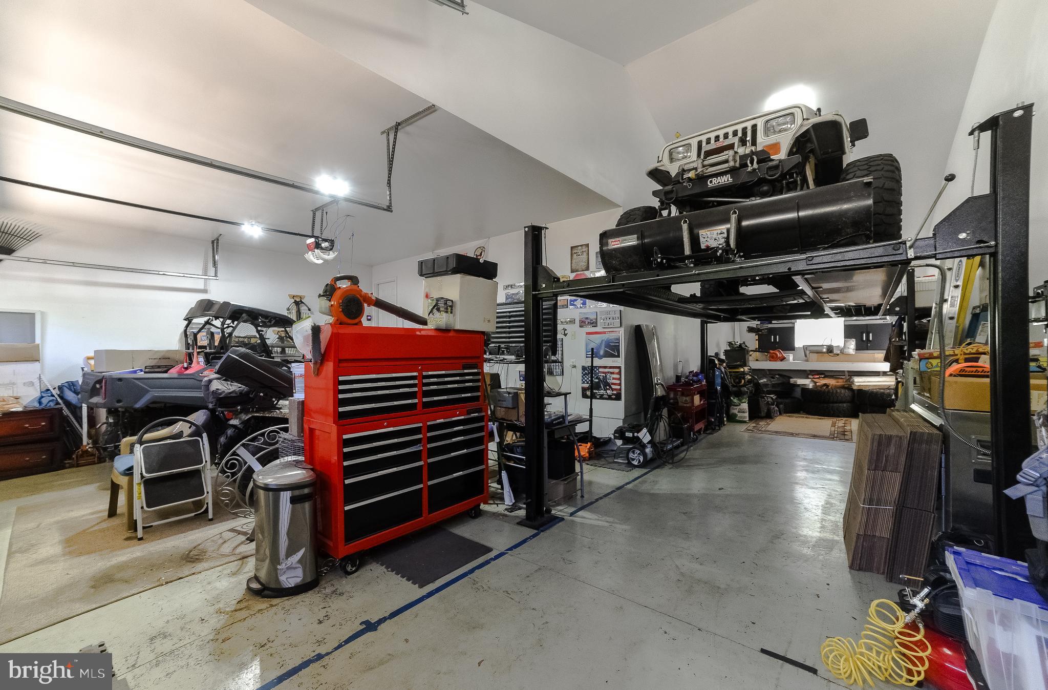 THE WOODS OF RUE PURCHASE - Residential