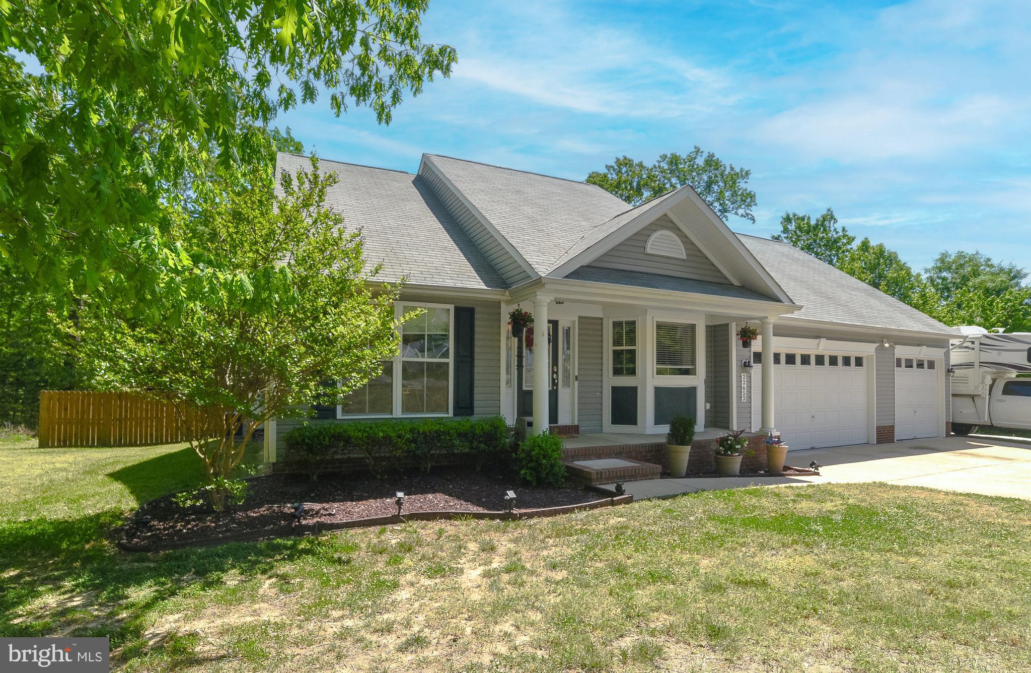 THE WOODS OF RUE PURCHASE - Residential