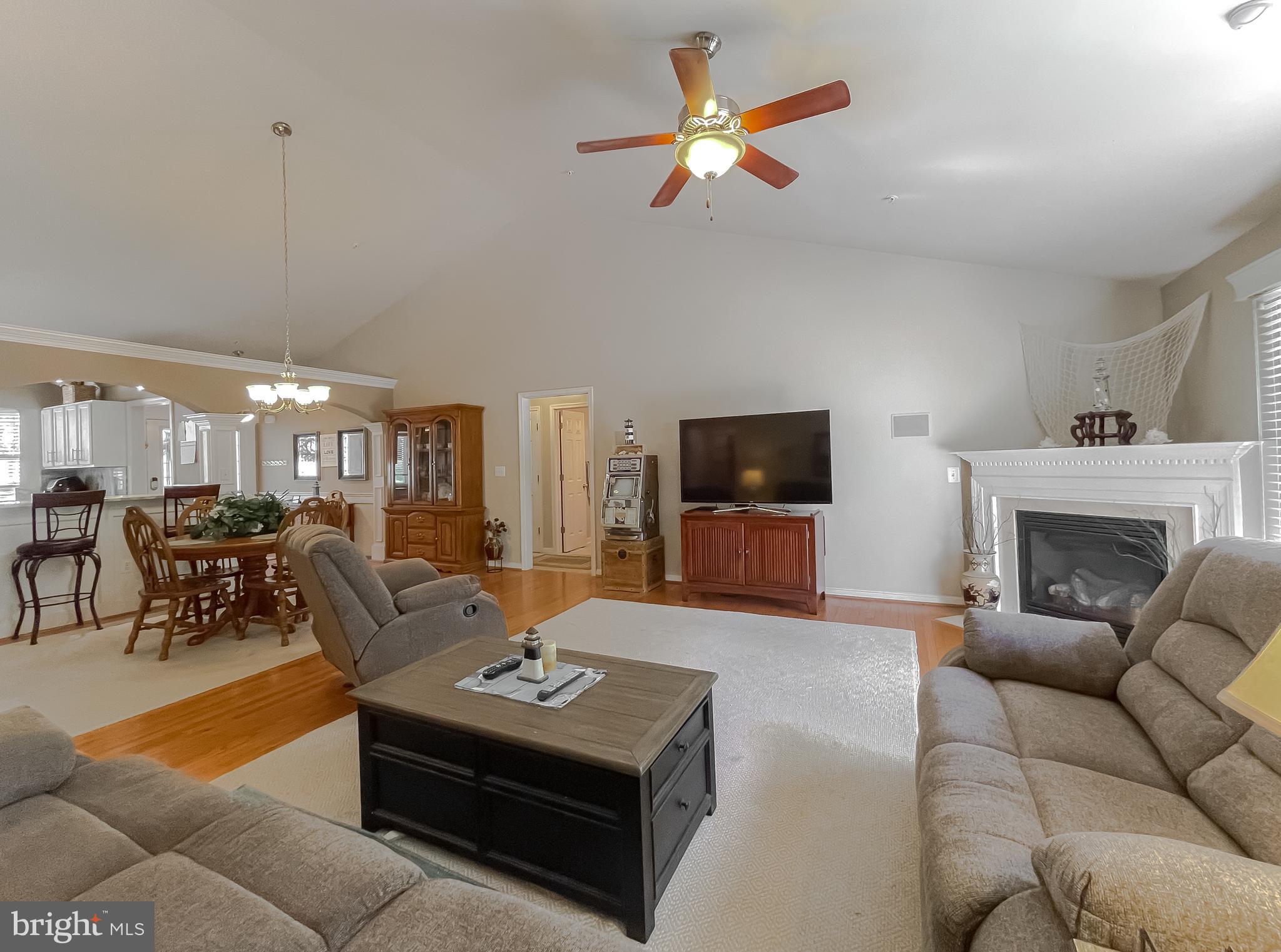 THE WOODS OF RUE PURCHASE - Residential