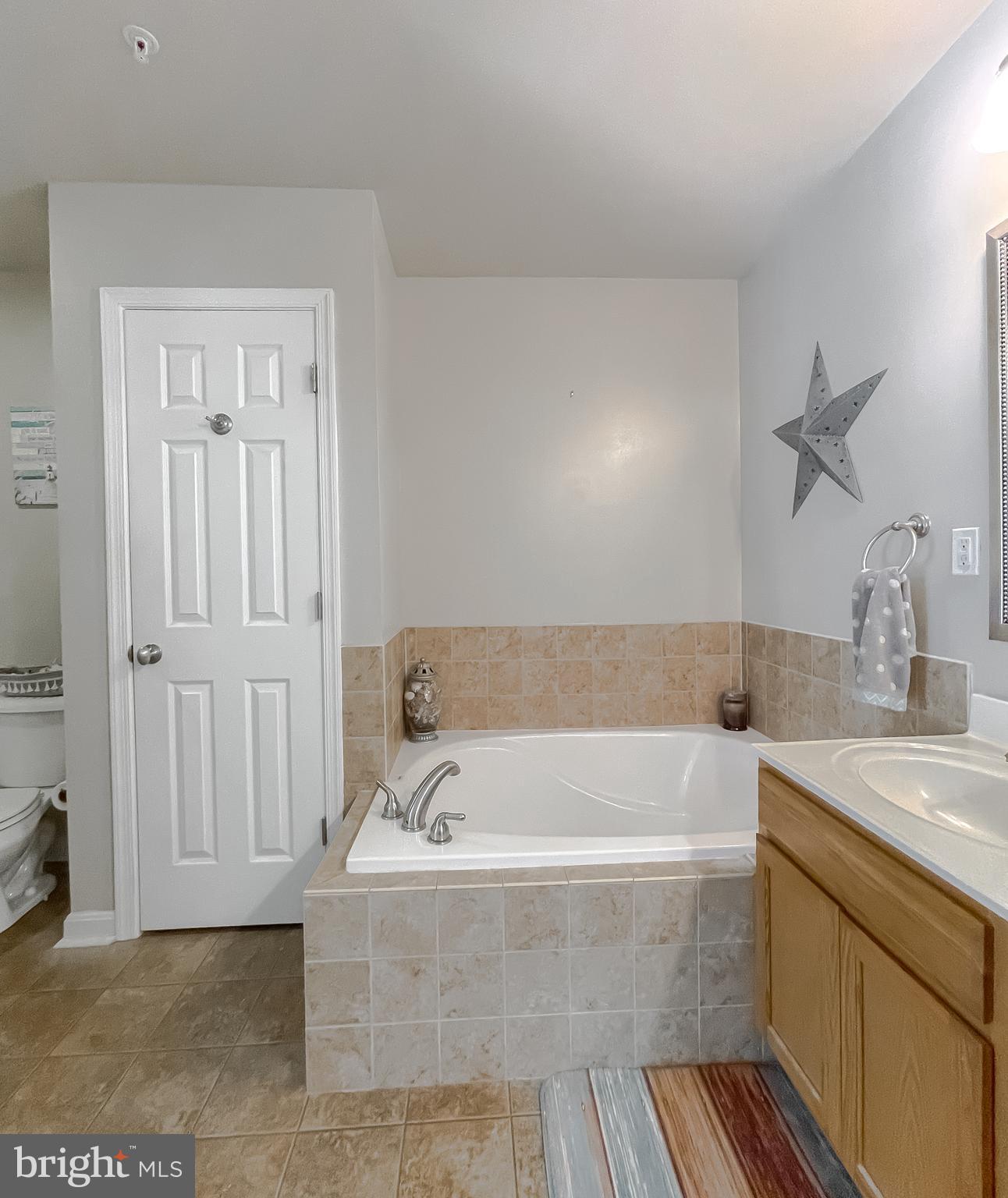 THE WOODS OF RUE PURCHASE - Residential