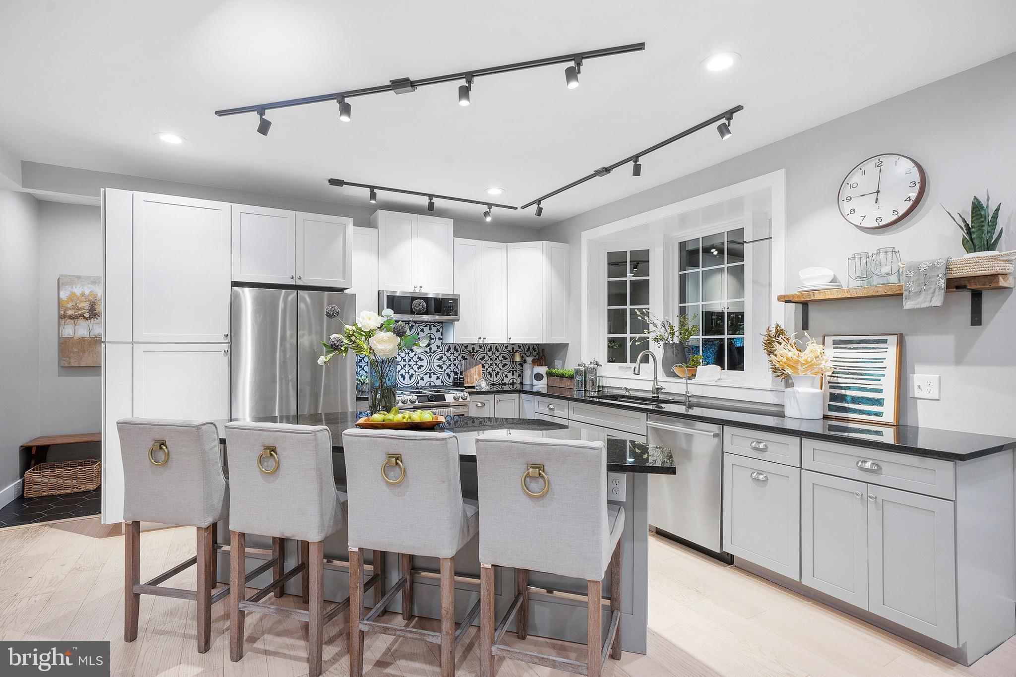 HAMILTON HEIGHTS - Residential