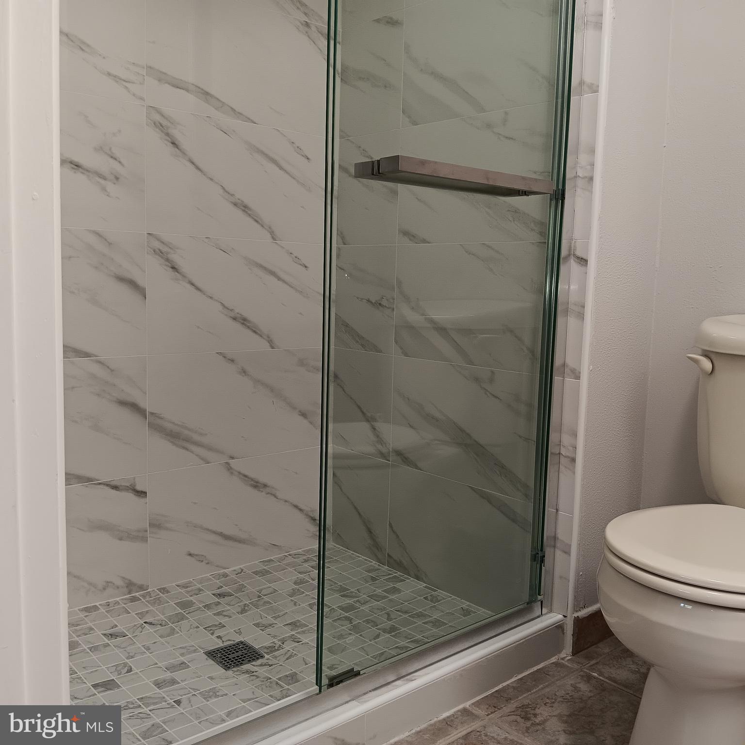 RHONDDA - Residential Lease