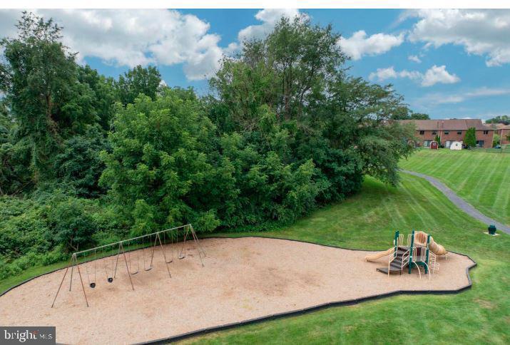 RHONDDA - Residential Lease