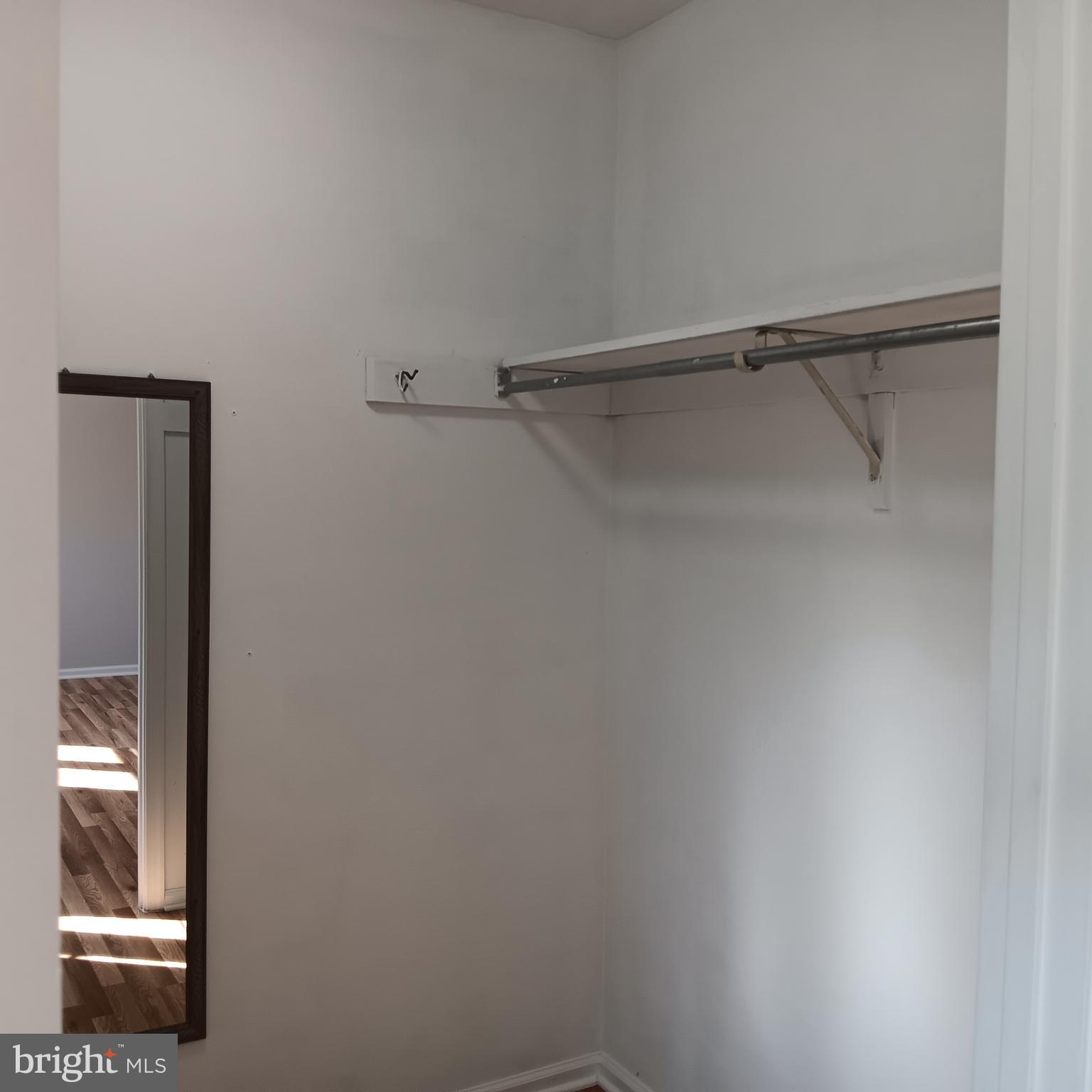 RHONDDA - Residential Lease