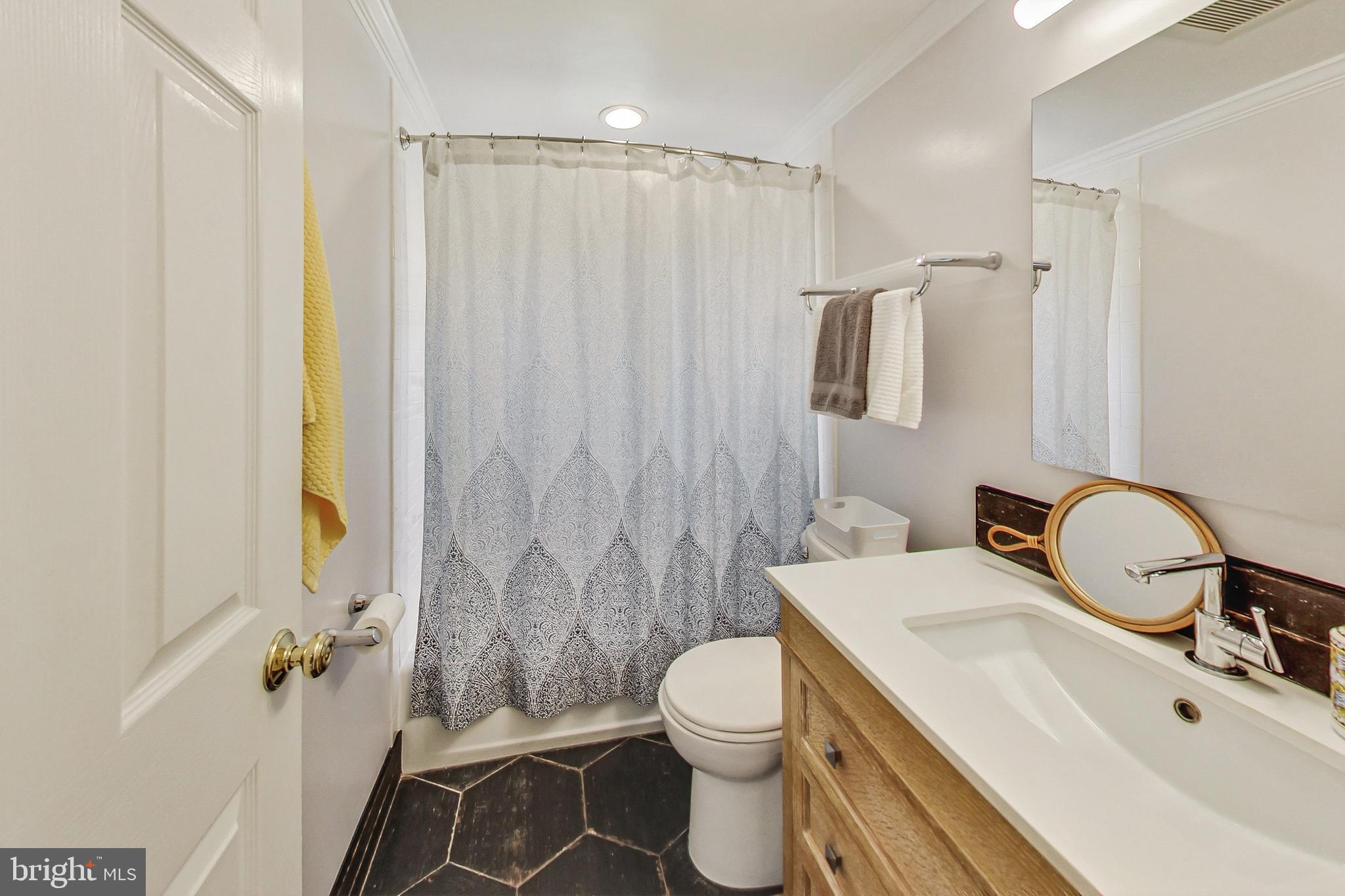 GAITHERSBURG TOWN - Residential