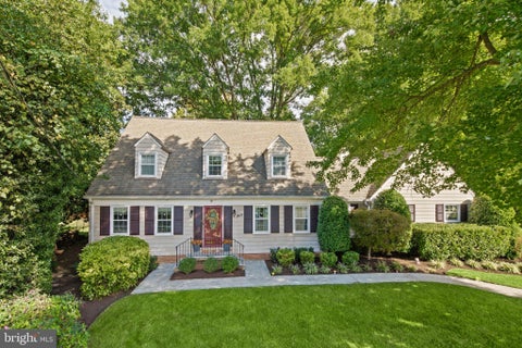 Photo of 7609 Midday Lane, ALEXANDRIA, VA 22306 (MLS # VAFX2344322)