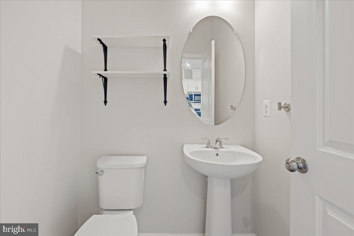 PRESIDENTS POINTE - Residential Lease