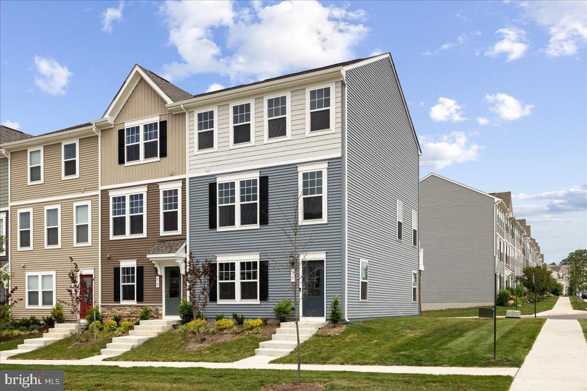 PRESIDENTS POINTE - Residential Lease