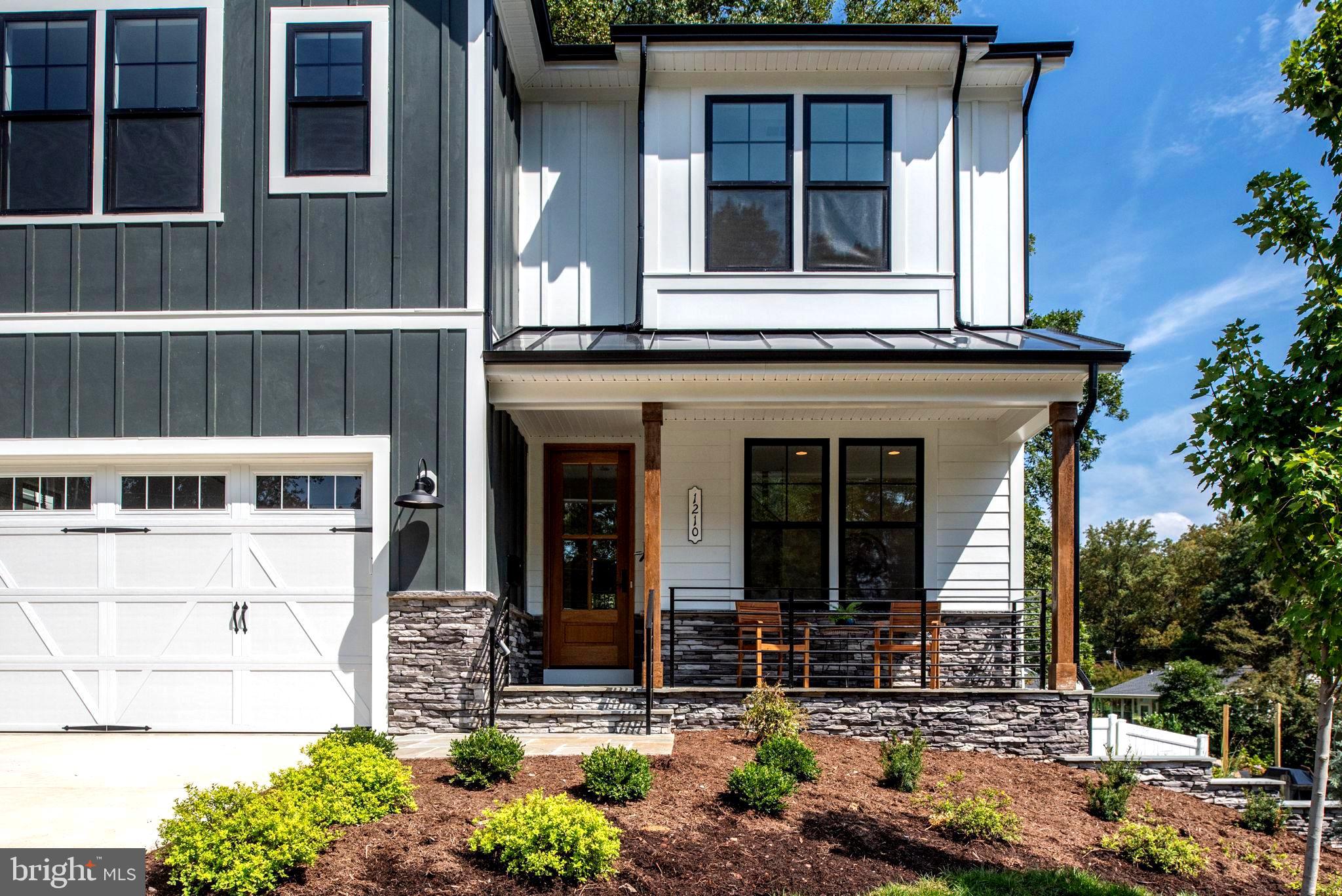 VIENNA WOODS - Residential