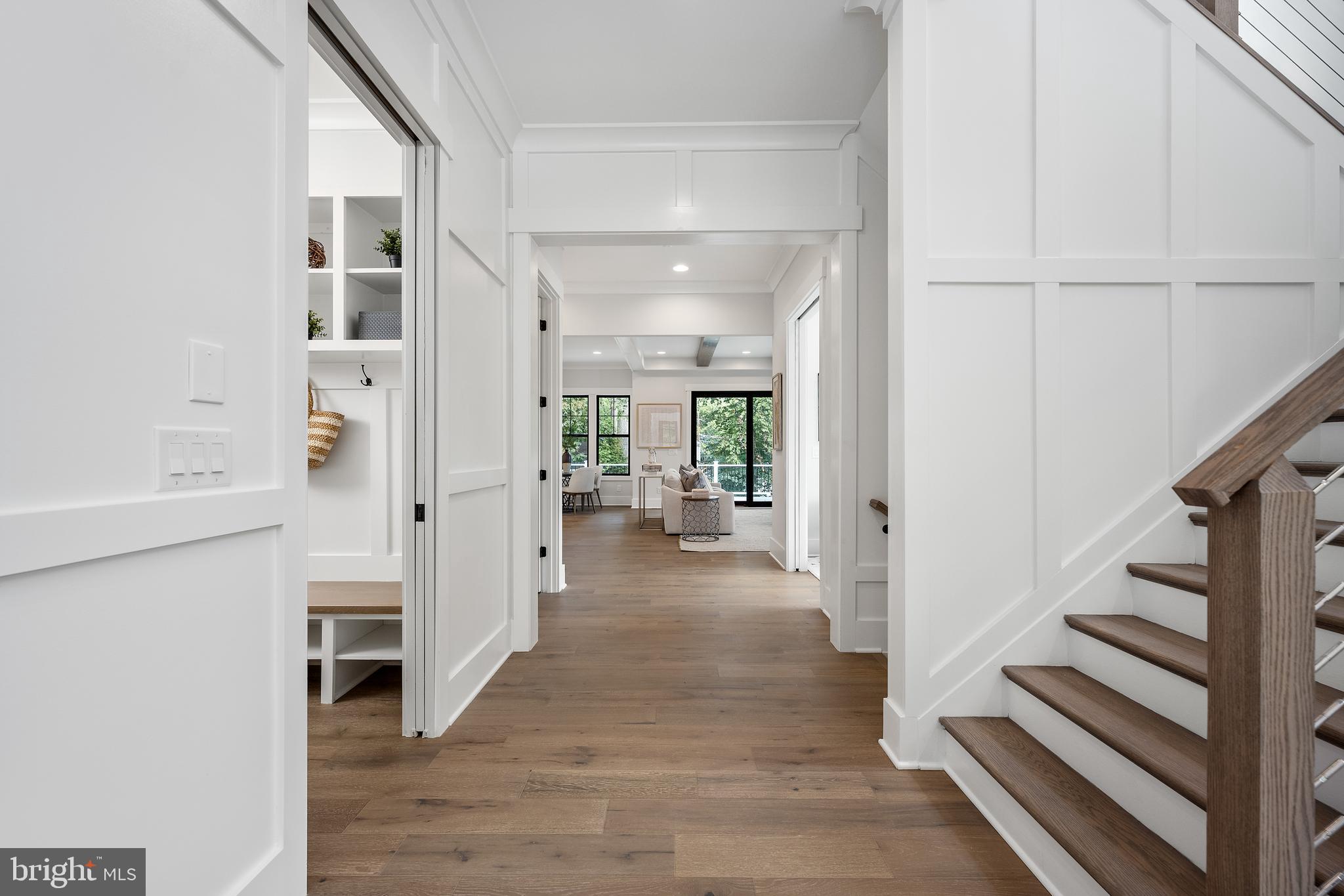 VIENNA WOODS - Residential