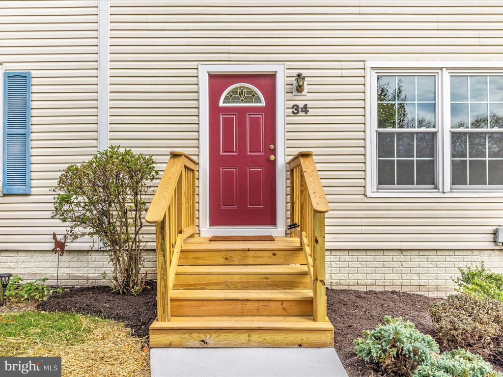Photo of 34 Provincial Parkway, EMMITSBURG, MD 21727 (MLS # MDFR2071666)