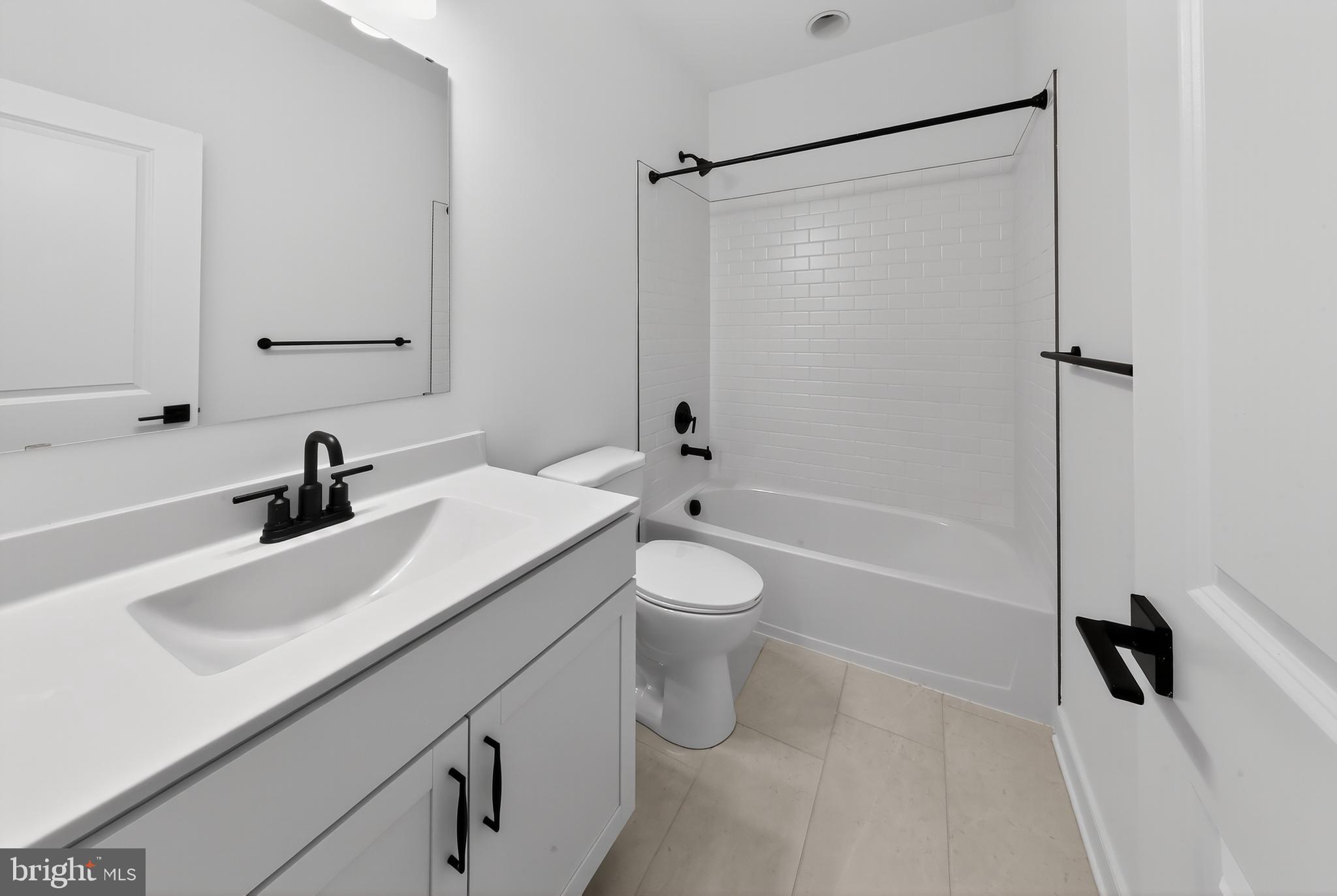 LIBERTY WEST - Residential