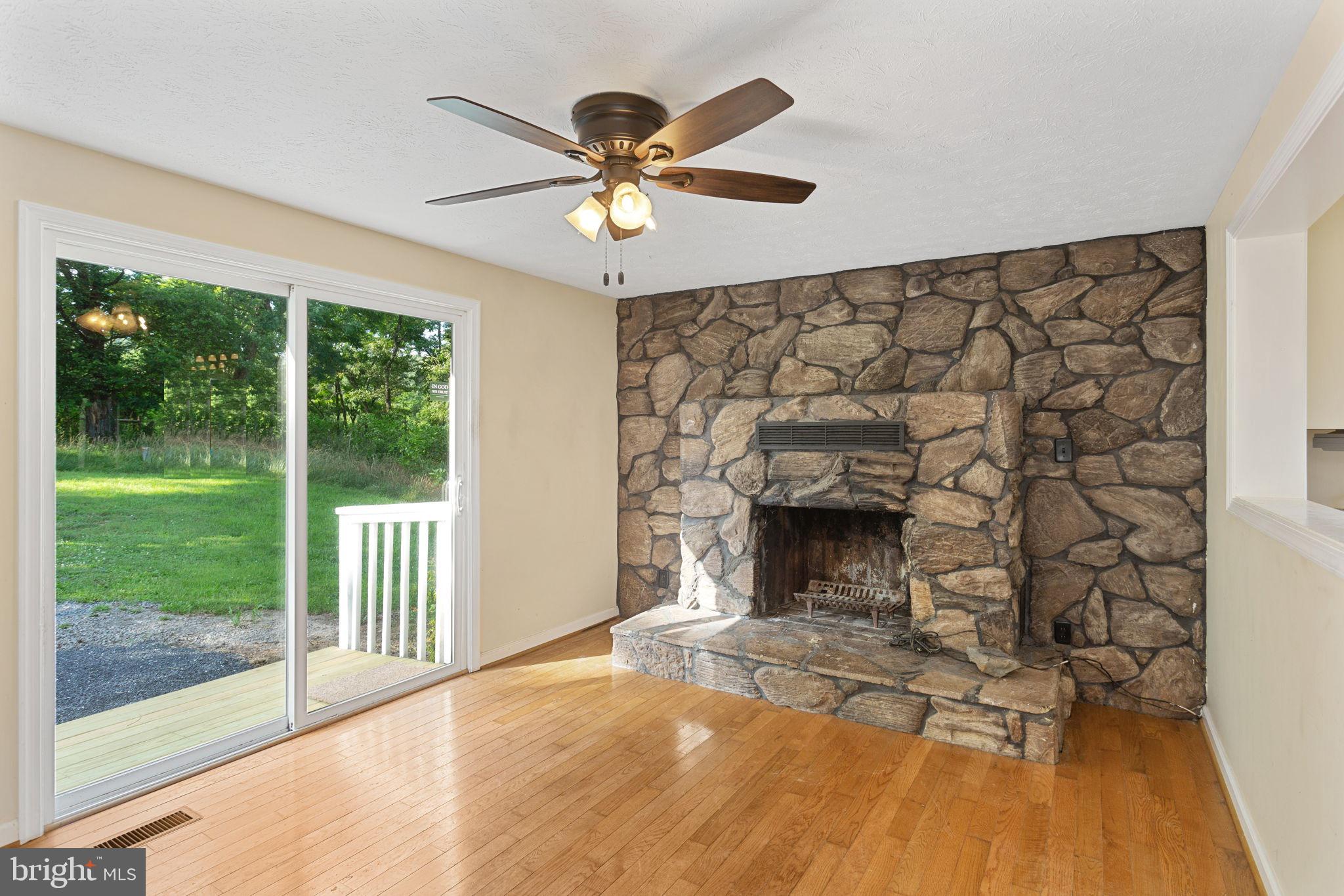 1919 RIDGE ROAD