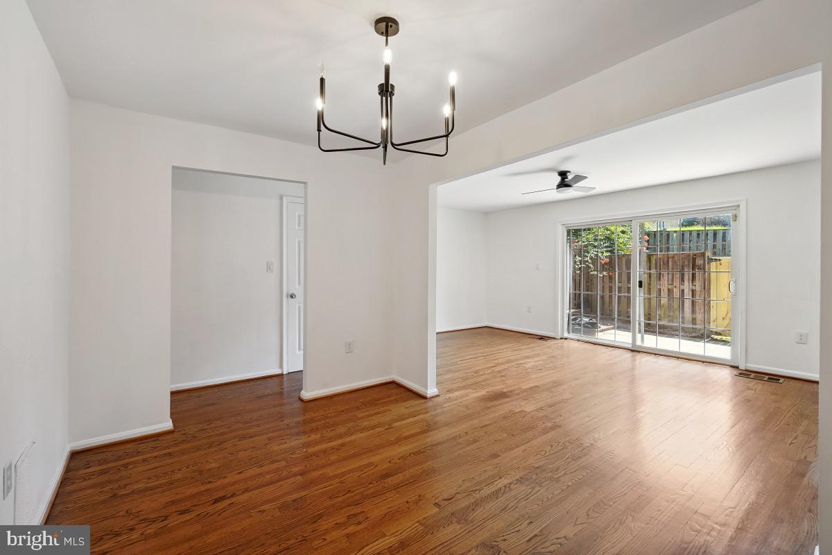 PLYMOUTH GARDENS - Residential Lease