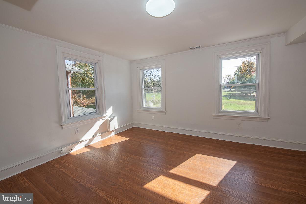 BRYN MAWR - Residential Lease