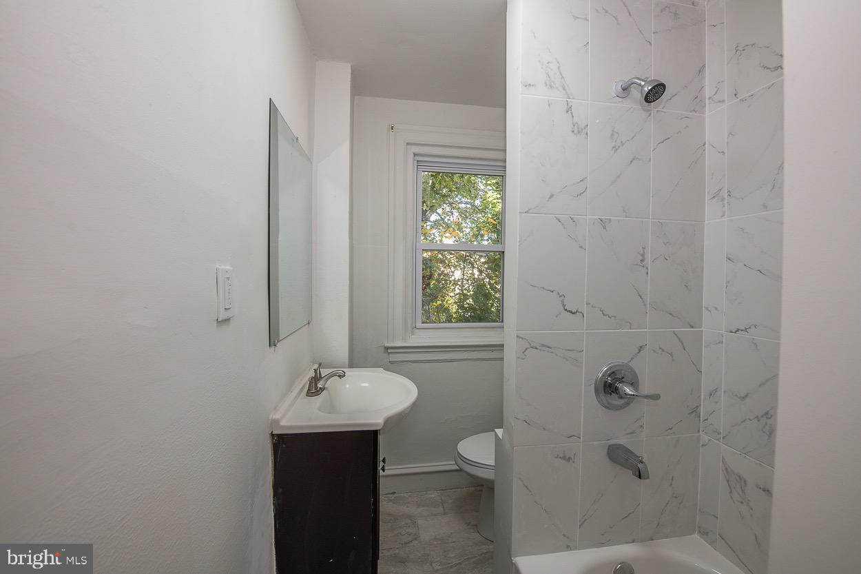 BRYN MAWR - Residential Lease