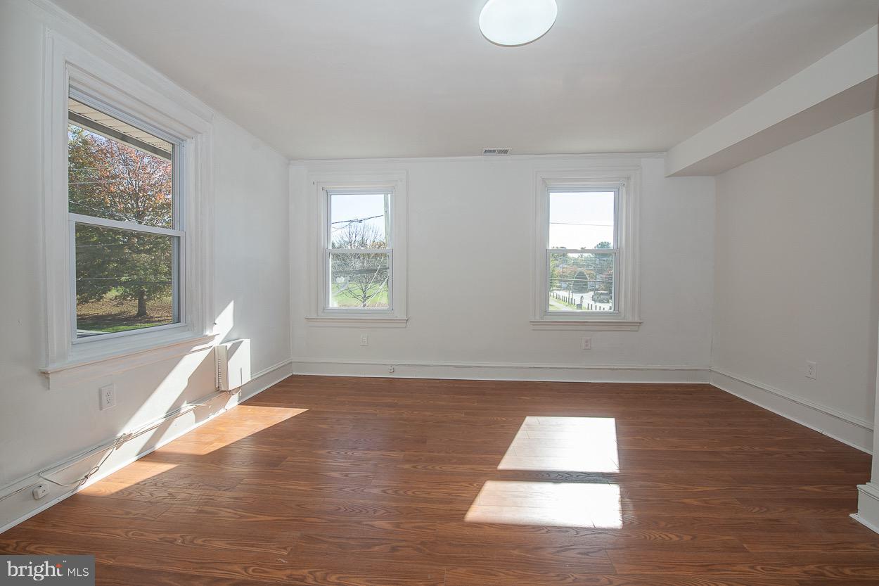 BRYN MAWR - Residential Lease