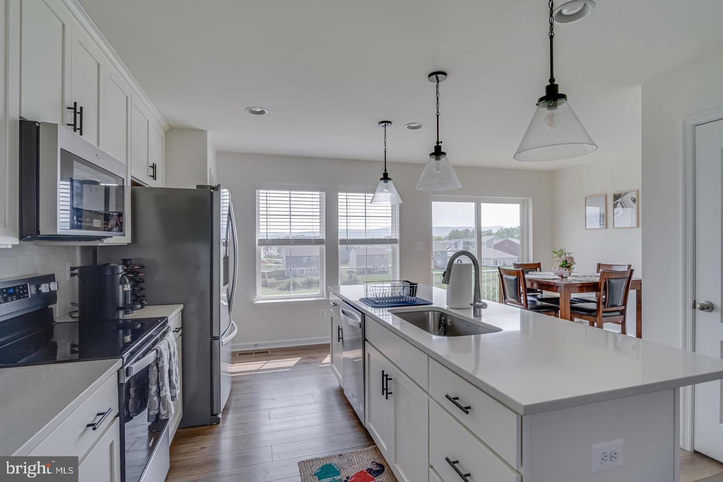 TOWNES AT TATE MANOR - Residential Lease