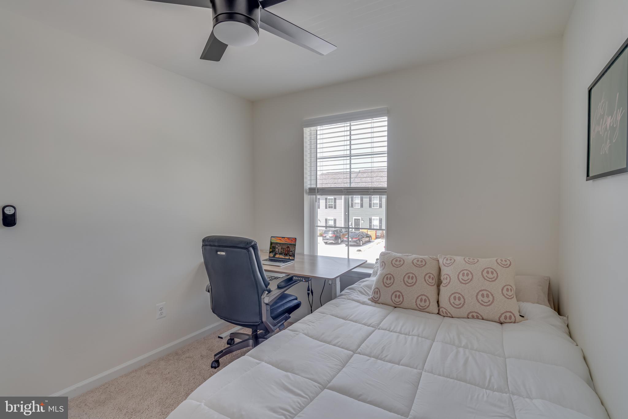 TOWNES AT TATE MANOR - Residential Lease