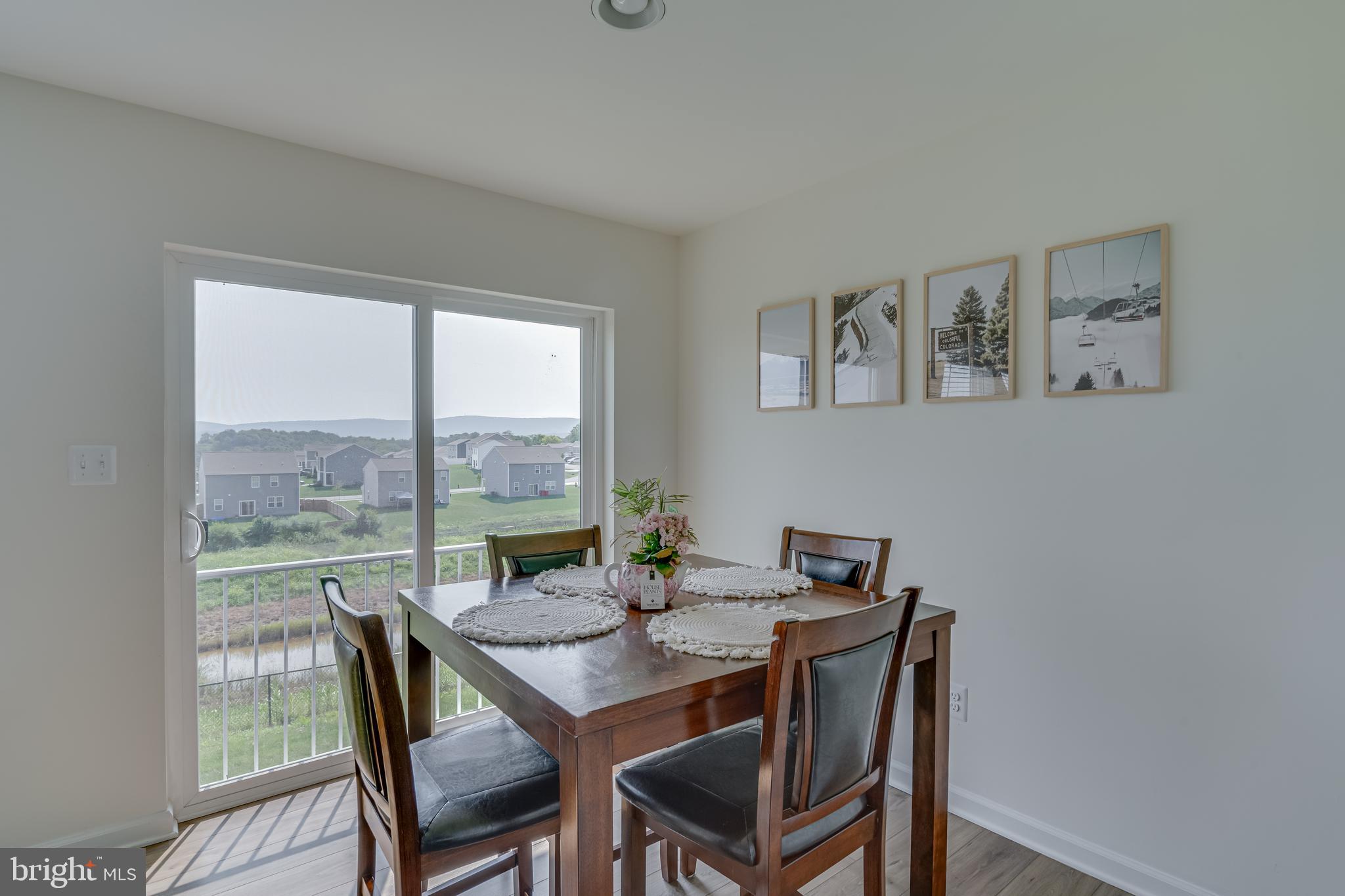 TOWNES AT TATE MANOR - Residential Lease