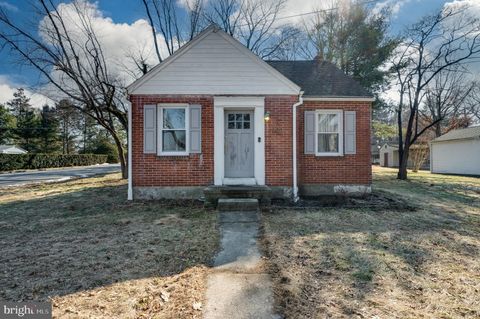 Photo of 300 Mckinley Avenue, READING, PA 19605 (MLS # PABK2068852)