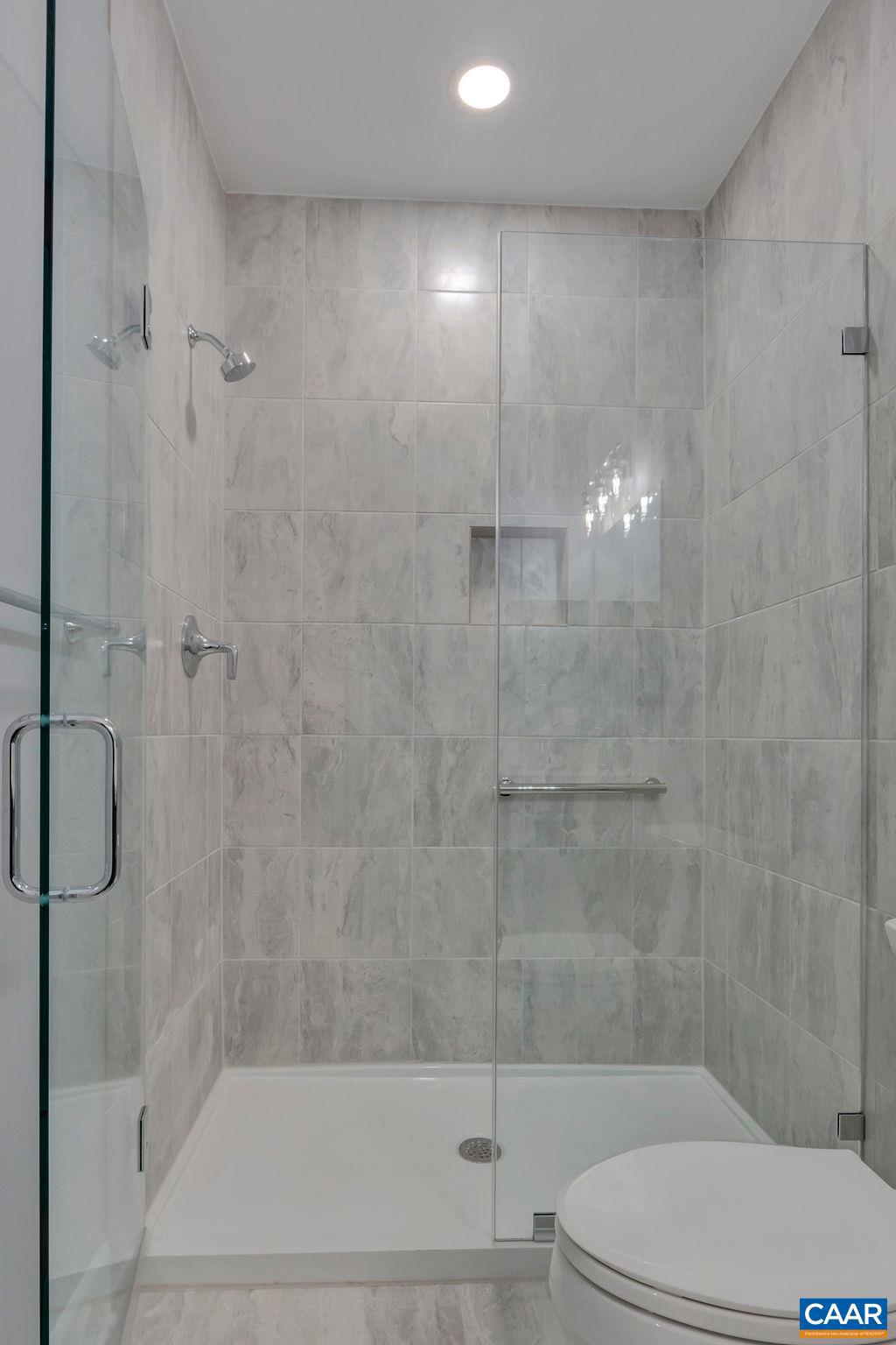 SPRING CREEK - Residential