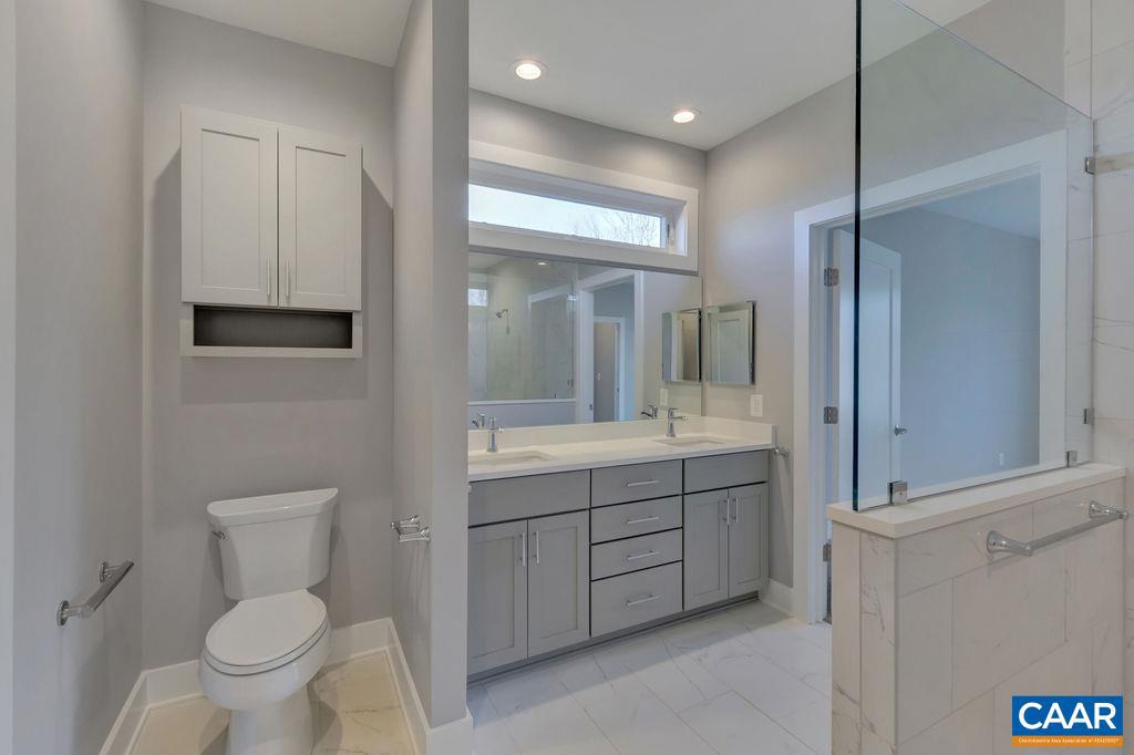 SPRING CREEK - Residential