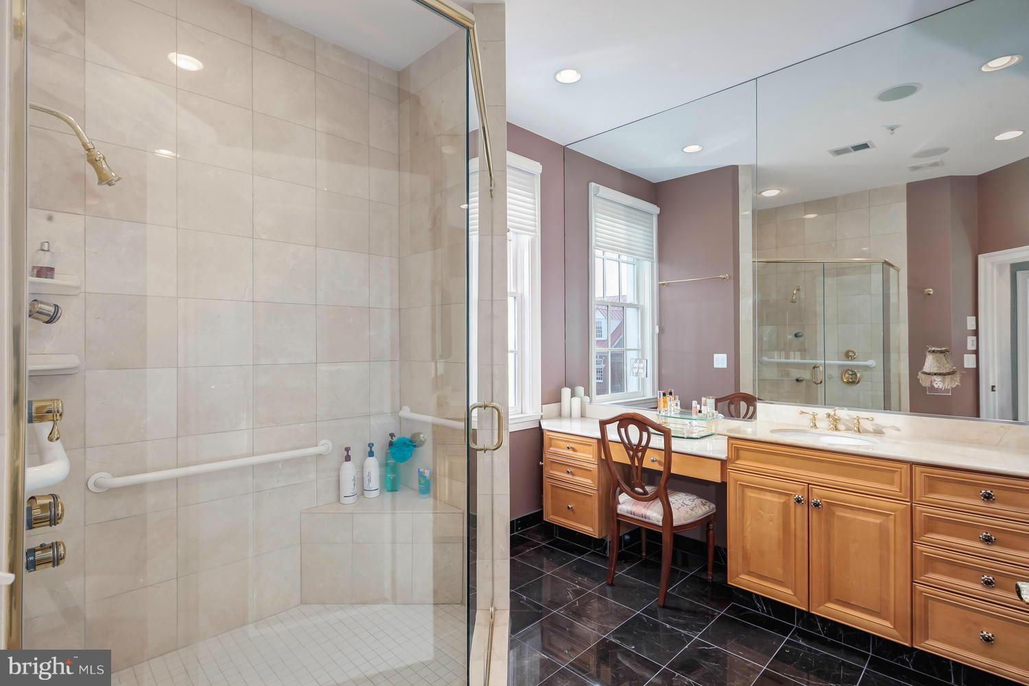 EVANS FARM - Residential