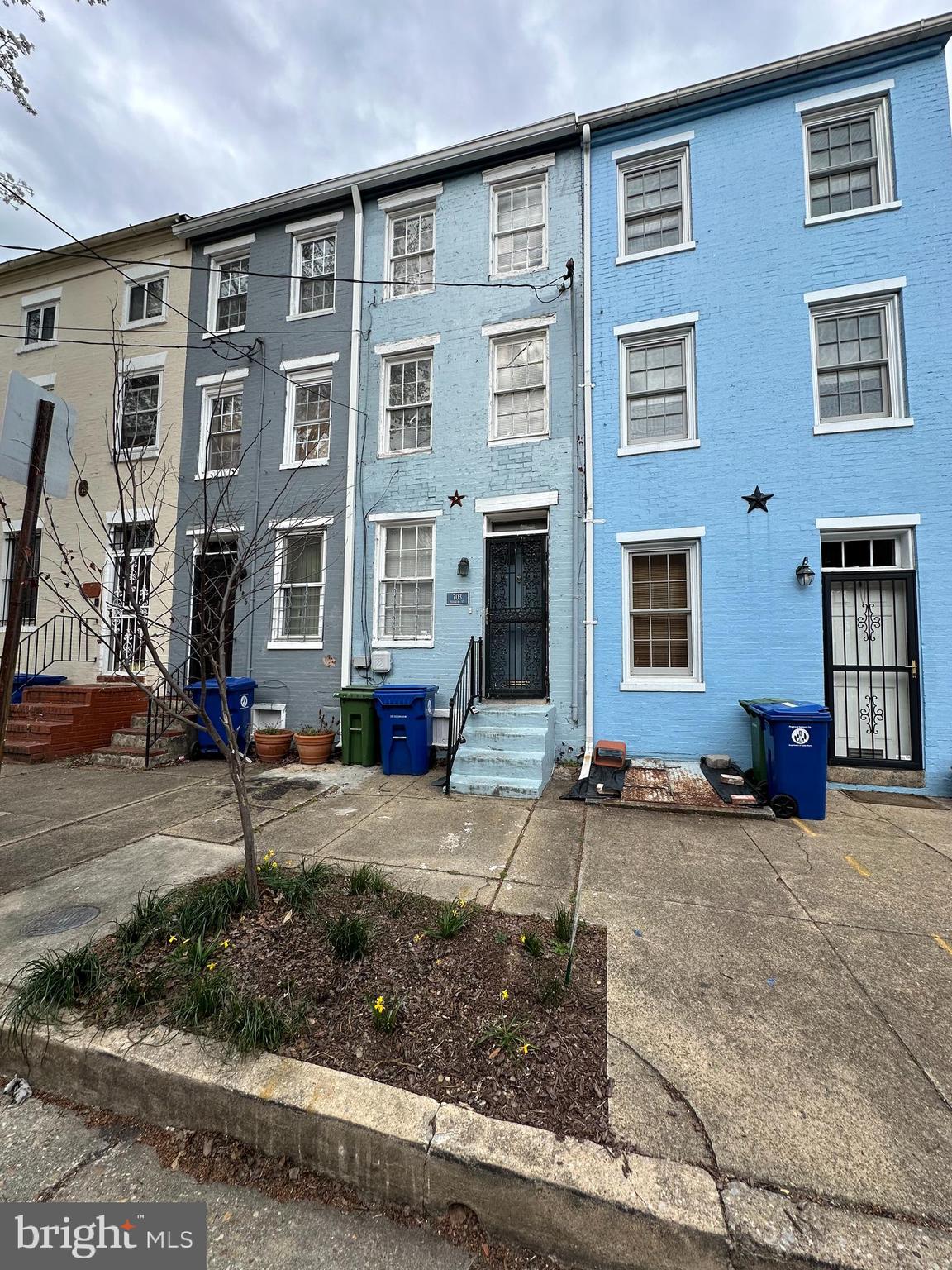 SETON HILL - Residential Lease