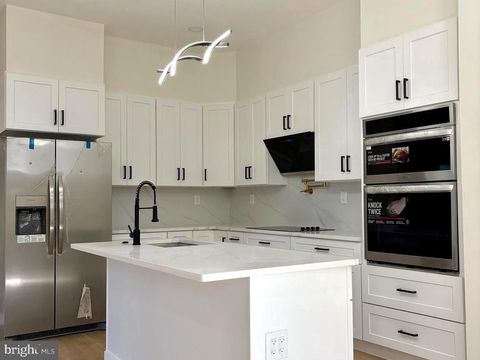 865 W LANCASTER AVENUE BRYN MAWR PA 19010