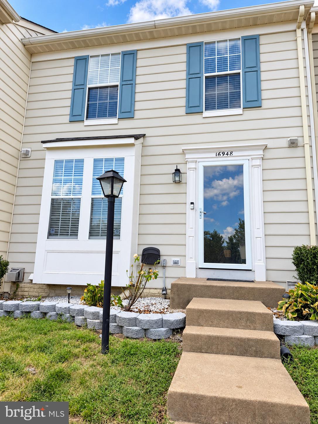 16948 MONMOUTH COURT