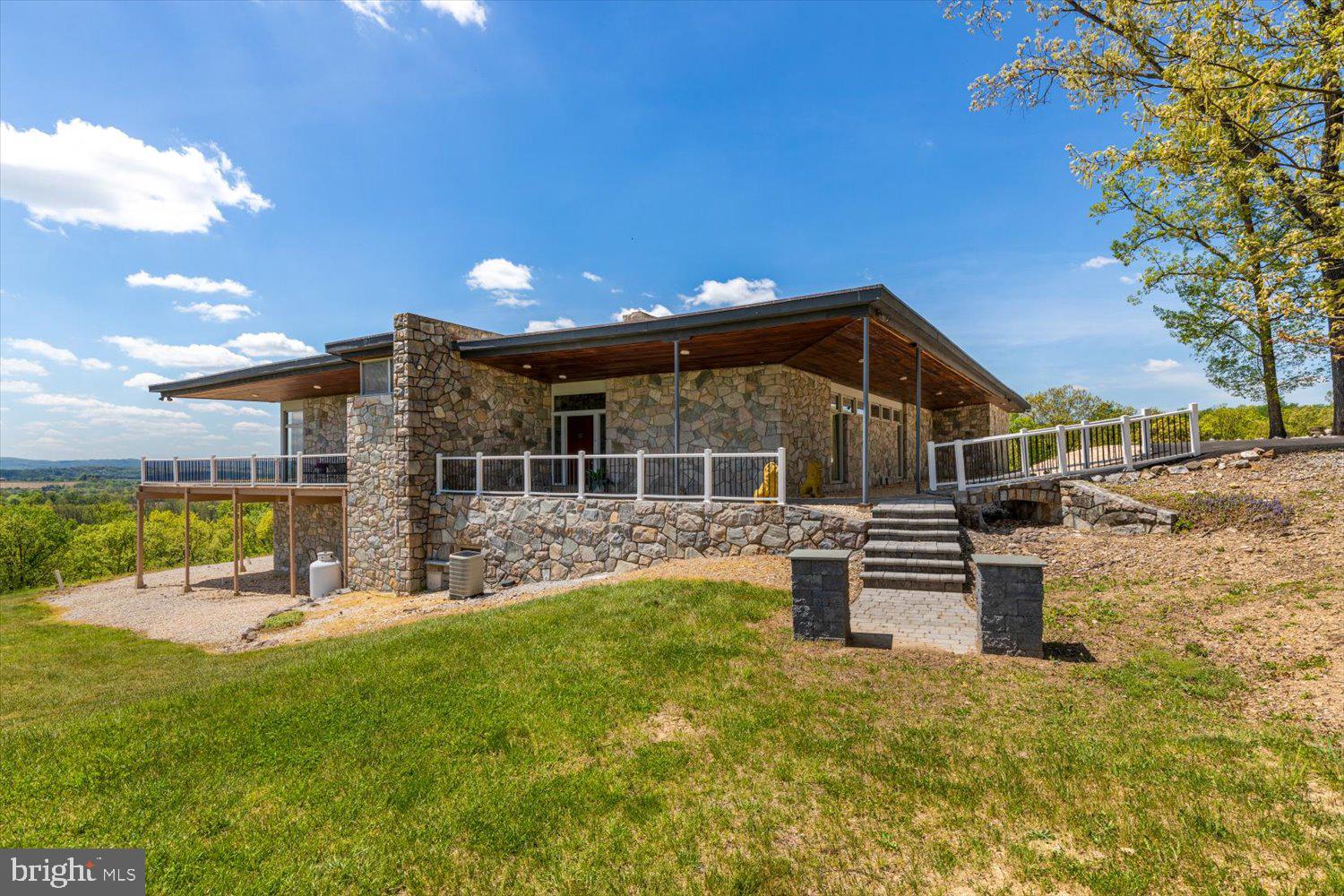 GRANDVIEW ESTATES - Residential