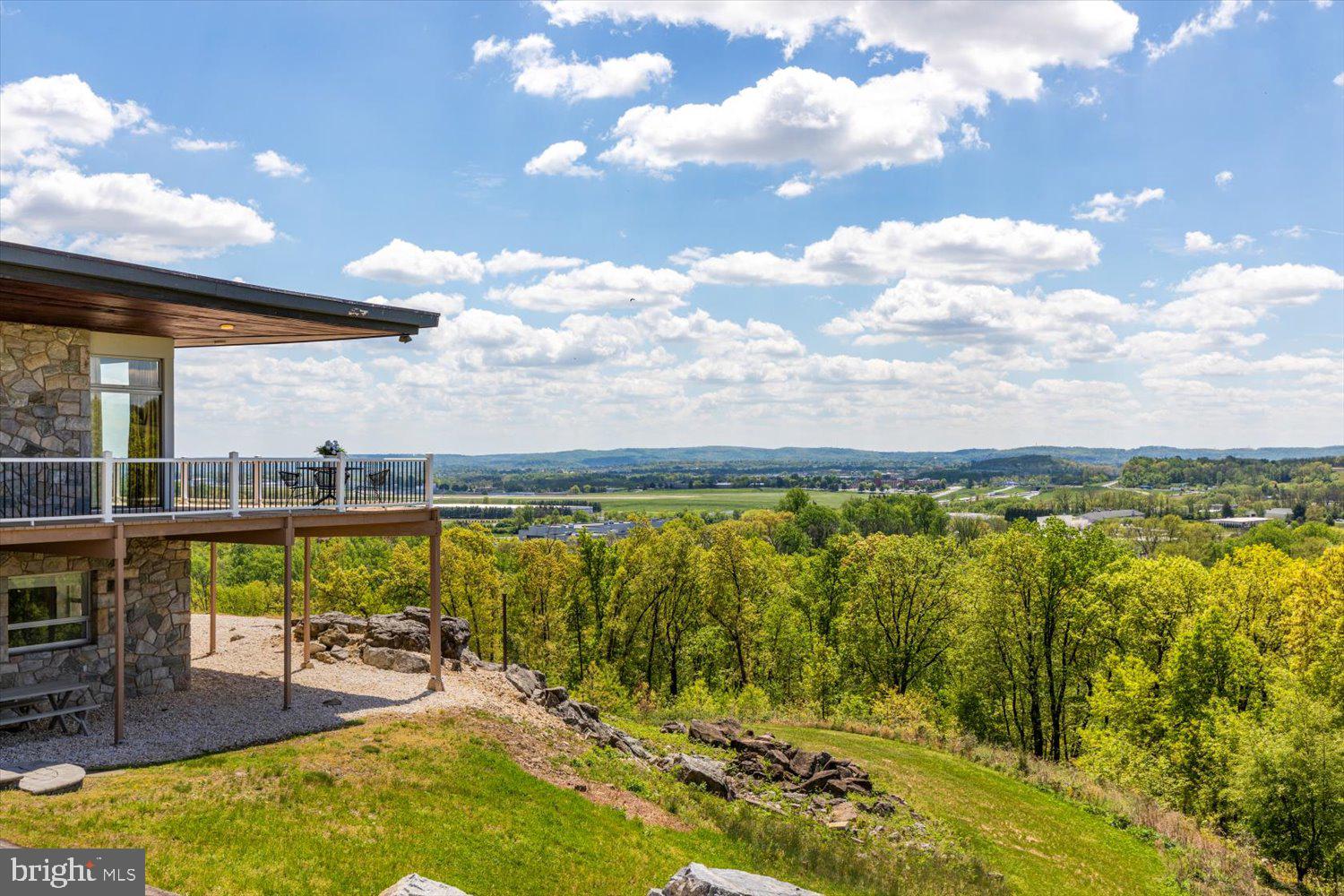 GRANDVIEW ESTATES - Residential