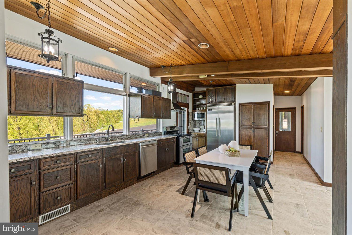 GRANDVIEW ESTATES - Residential