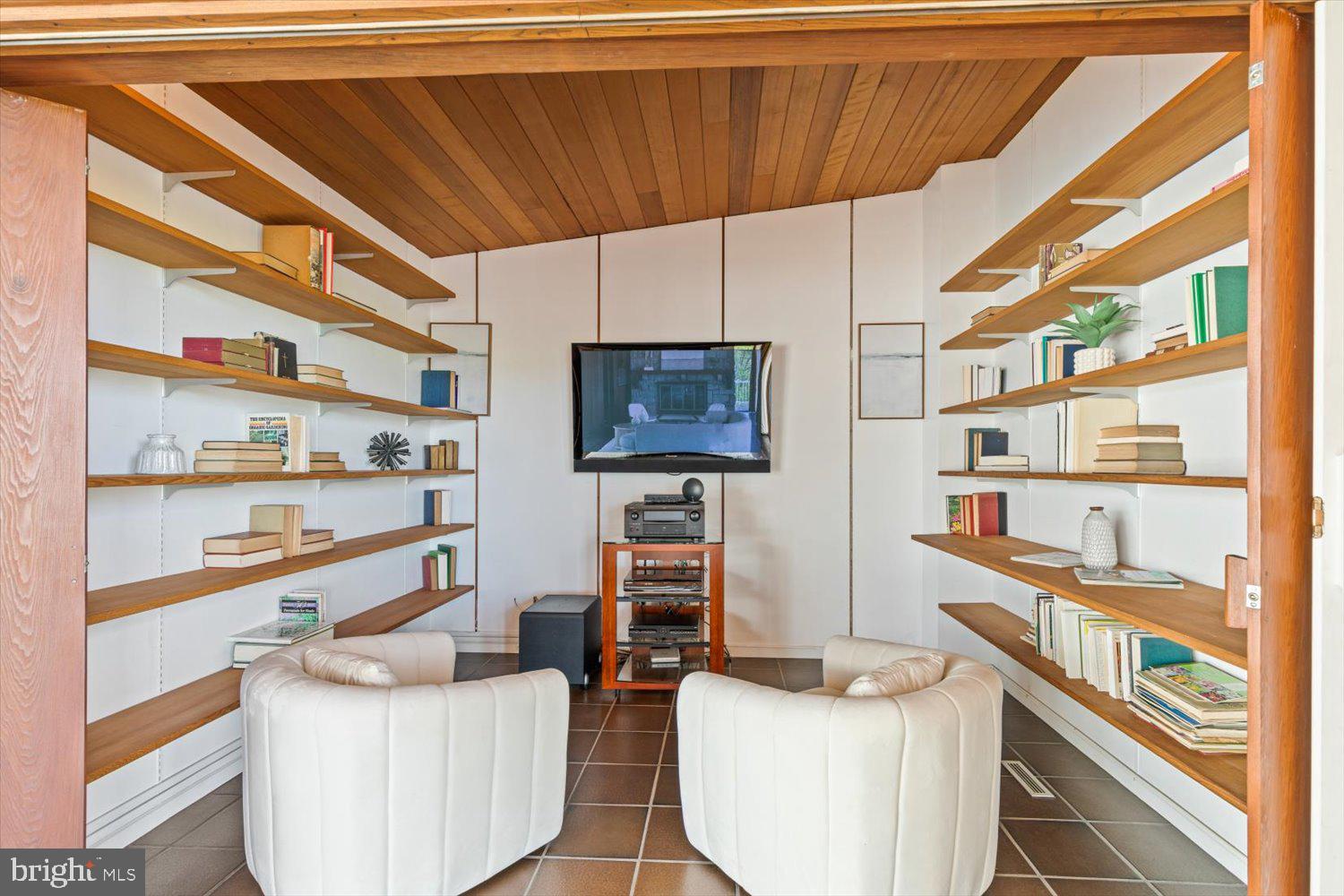 GRANDVIEW ESTATES - Residential