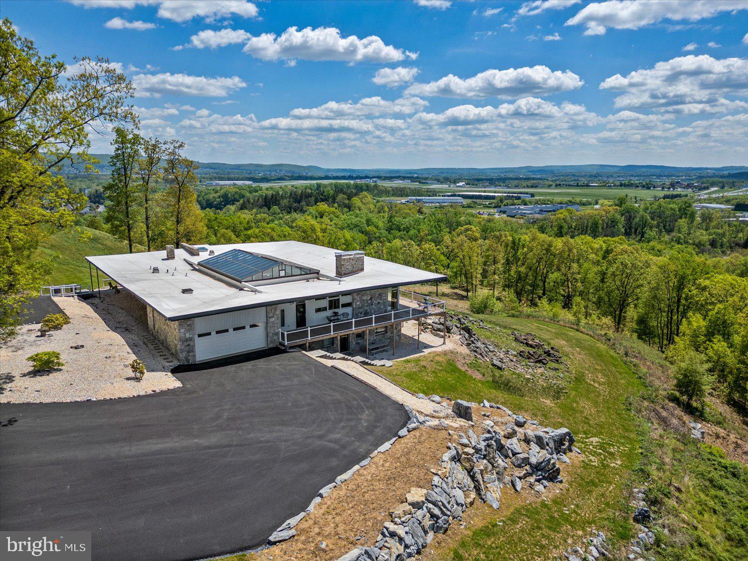 GRANDVIEW ESTATES - Residential