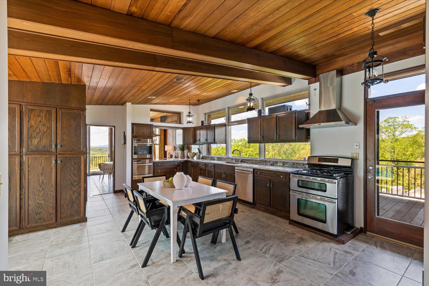 GRANDVIEW ESTATES - Residential