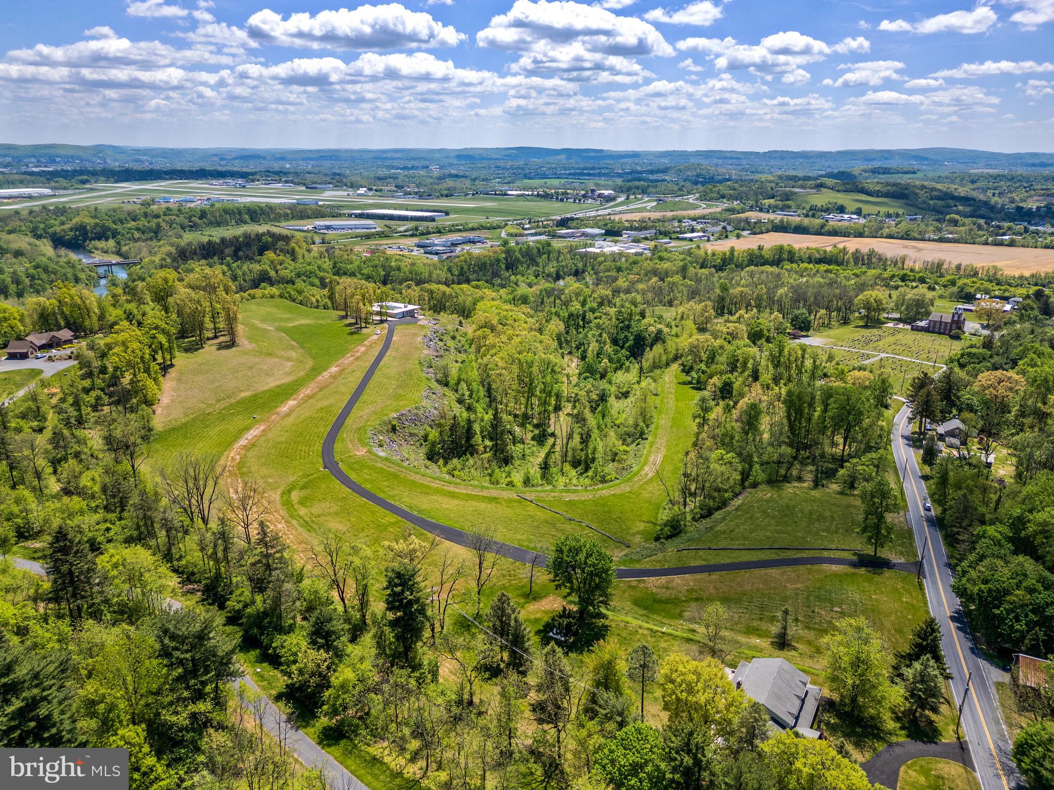 GRANDVIEW ESTATES - Residential