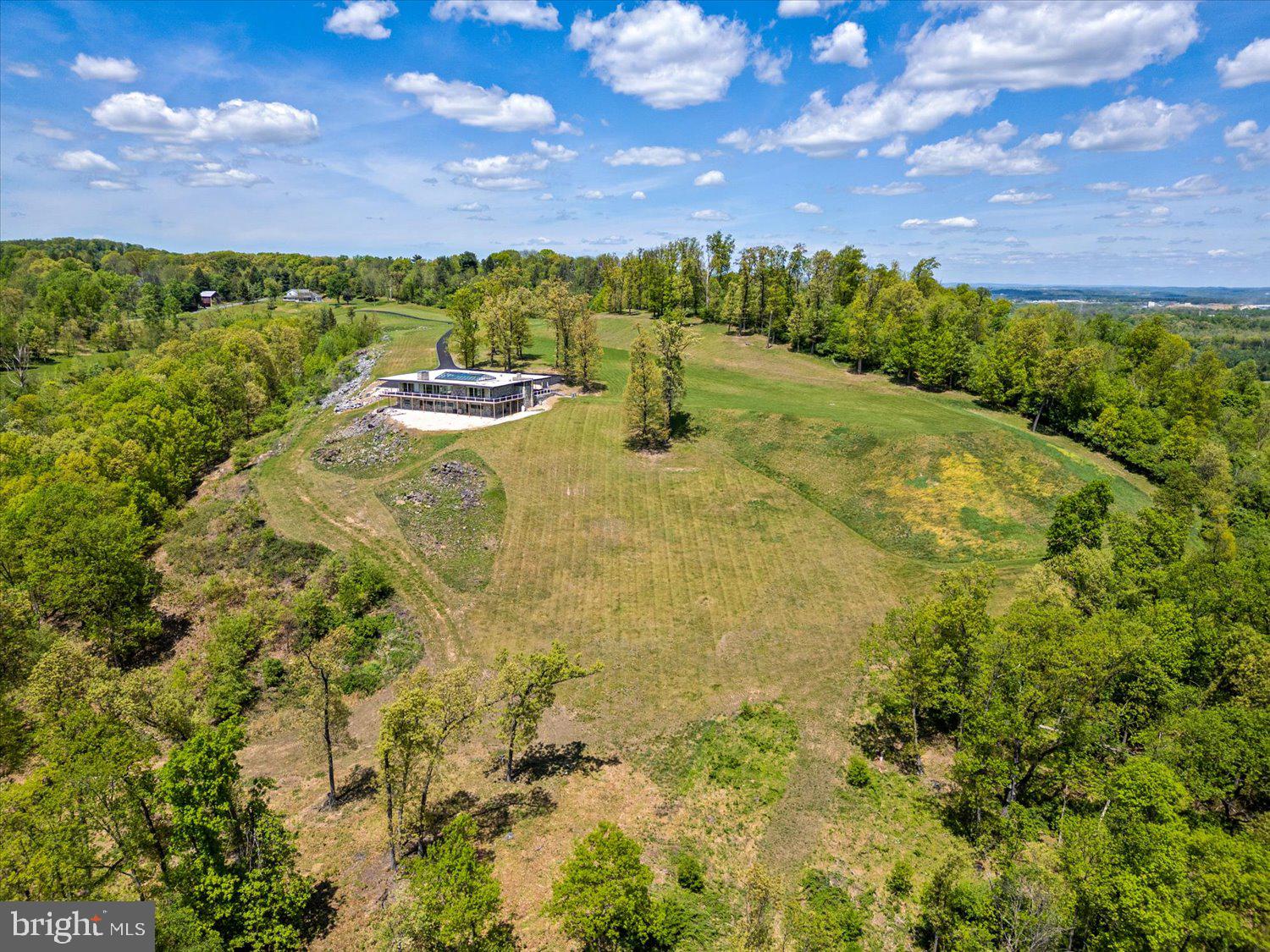 GRANDVIEW ESTATES - Residential