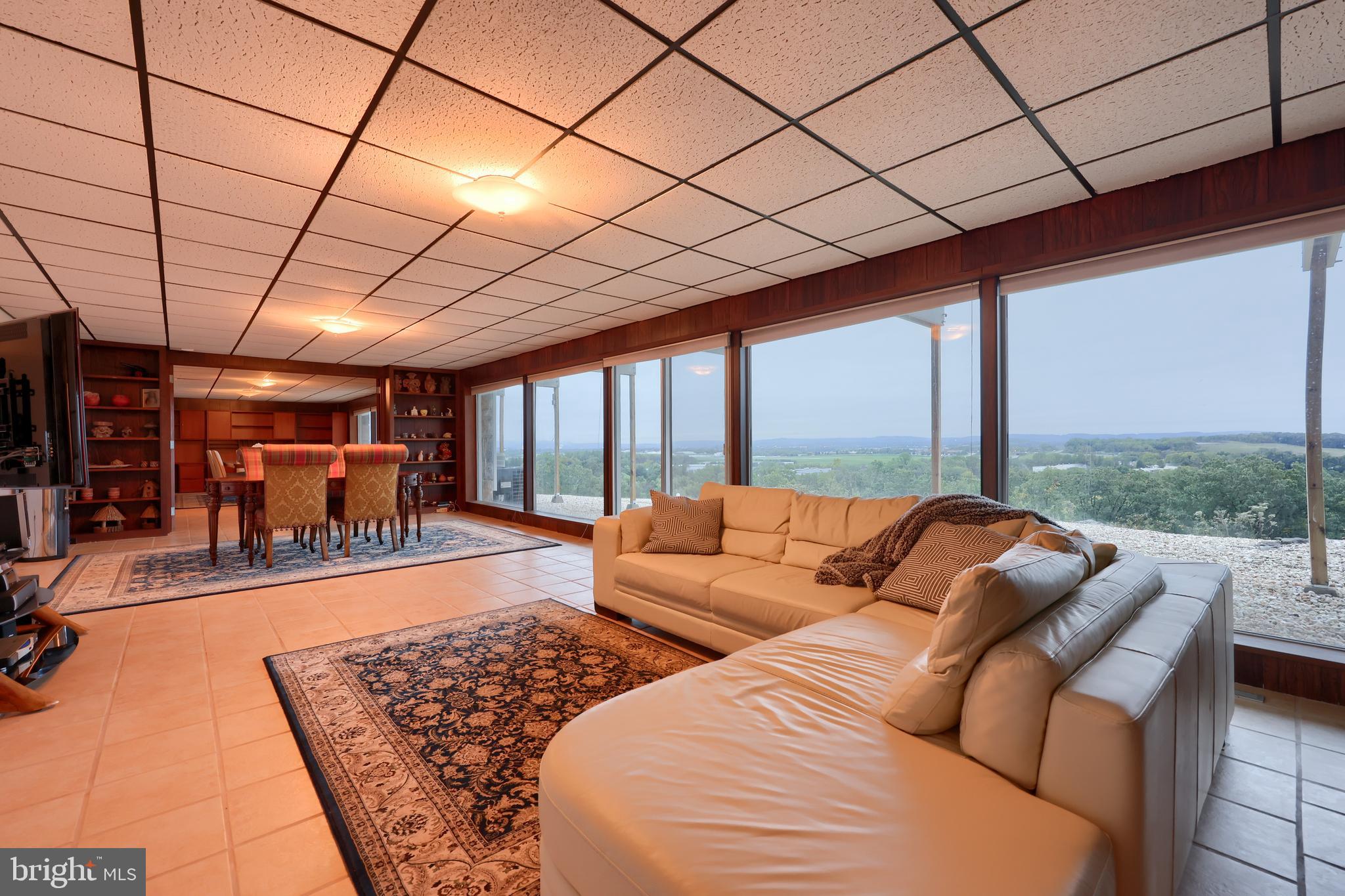 GRANDVIEW ESTATES - Residential