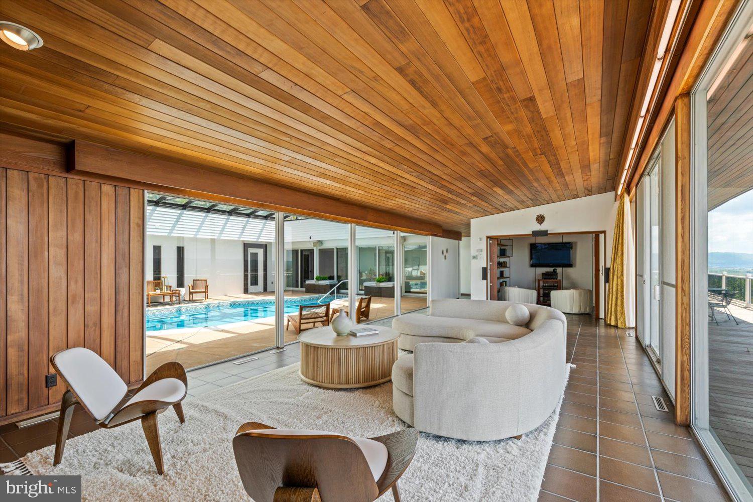 GRANDVIEW ESTATES - Residential