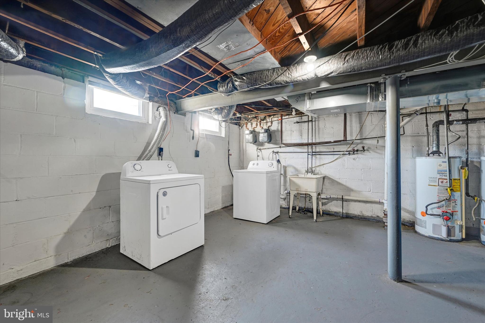 CAMERON VILLAGE - Residential