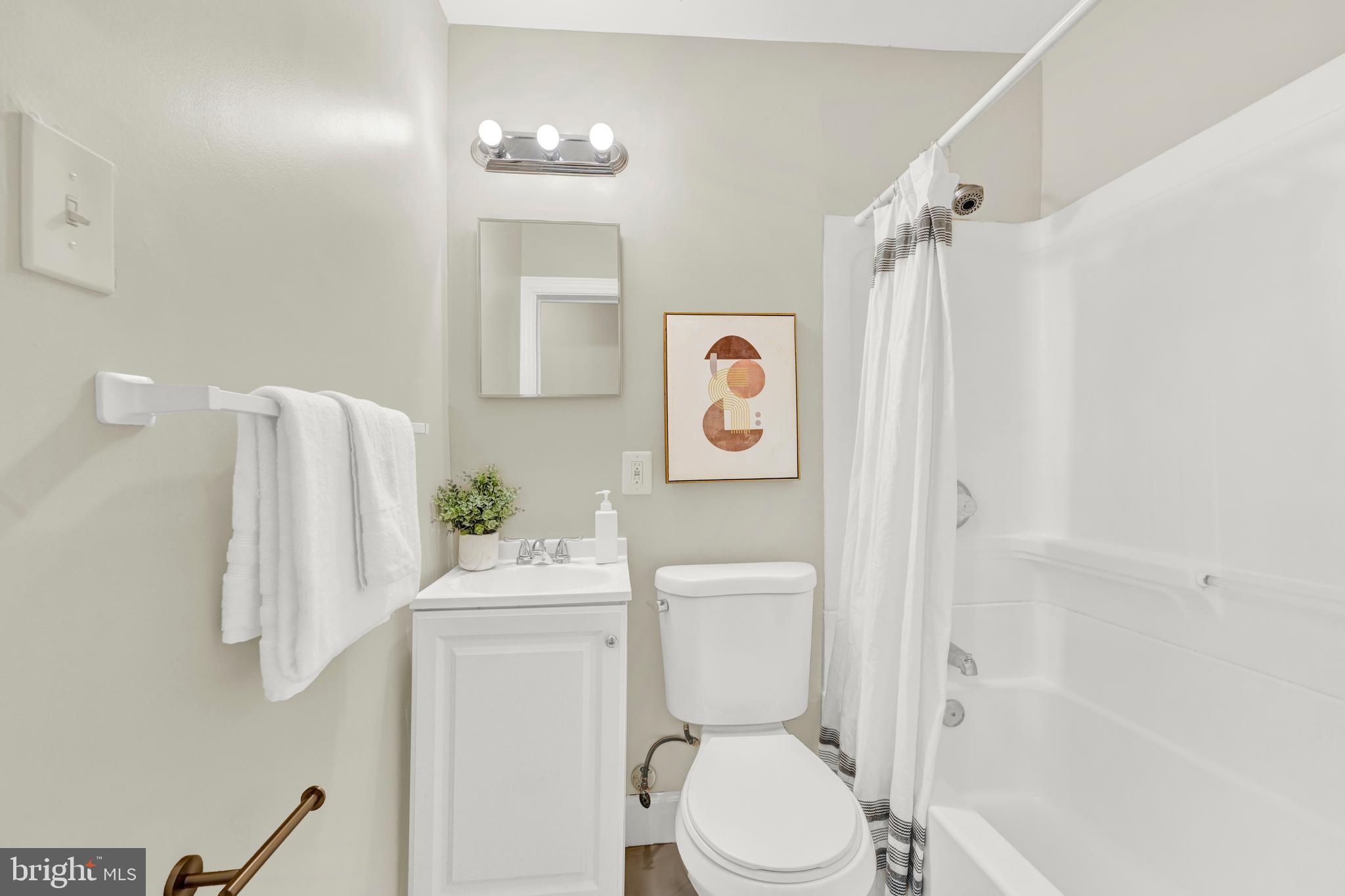 CAMERON VILLAGE - Residential