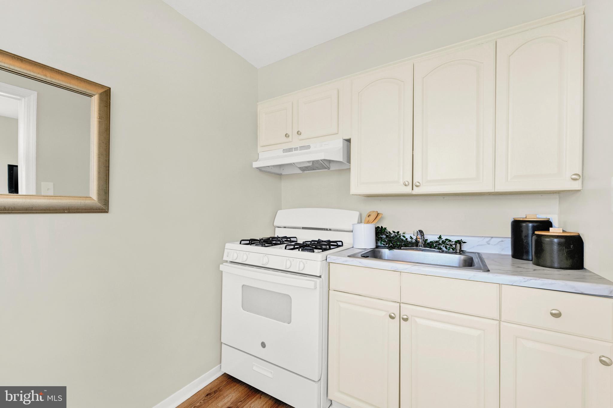 CAMERON VILLAGE - Residential