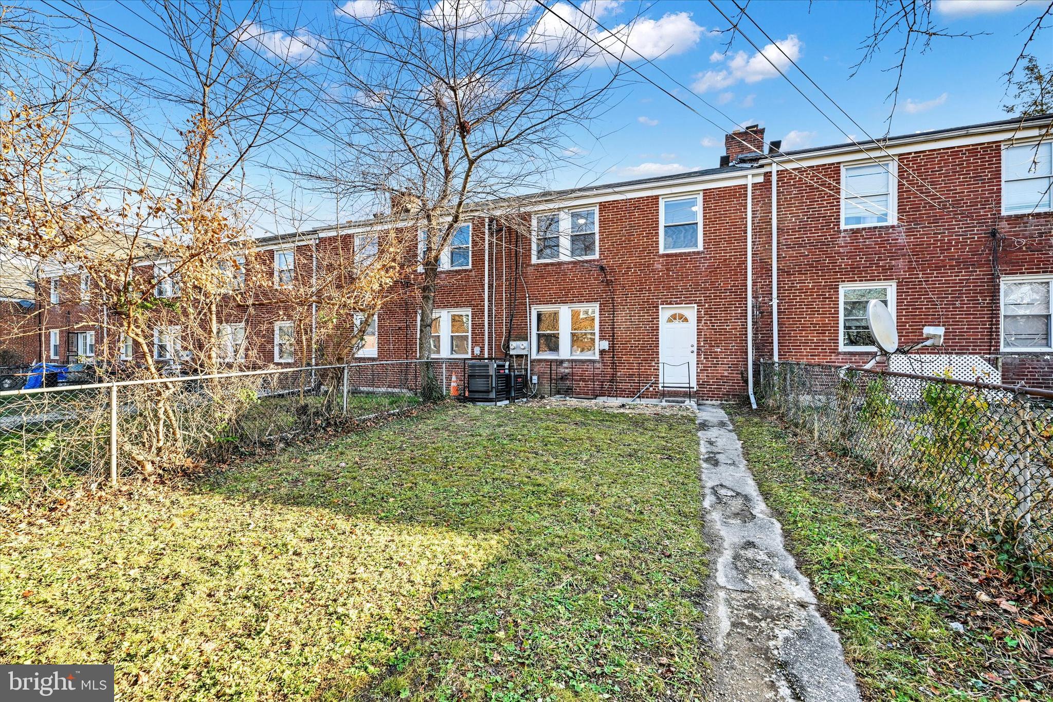 CAMERON VILLAGE - Residential