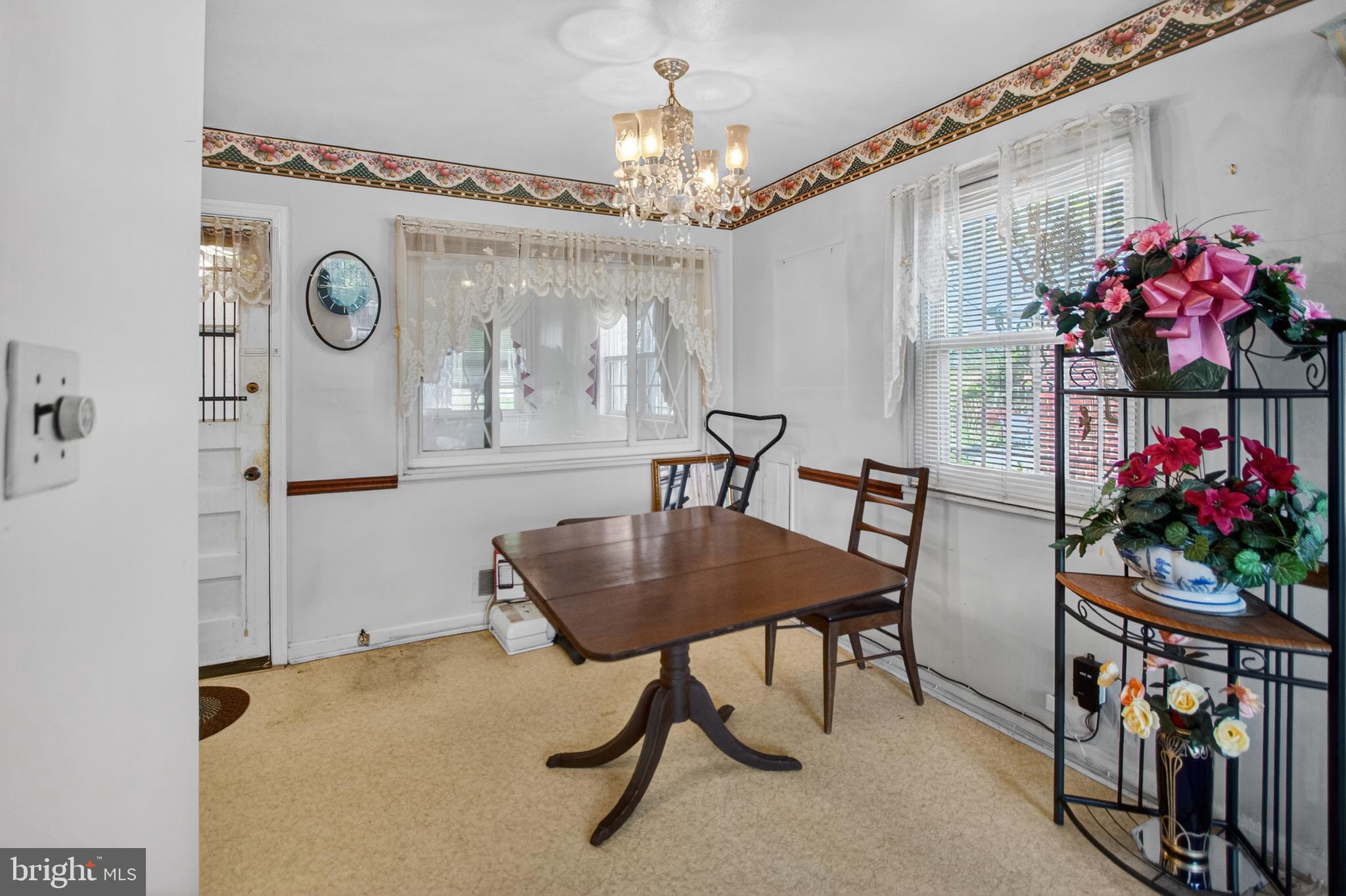 RIGGS MANOR - Residential